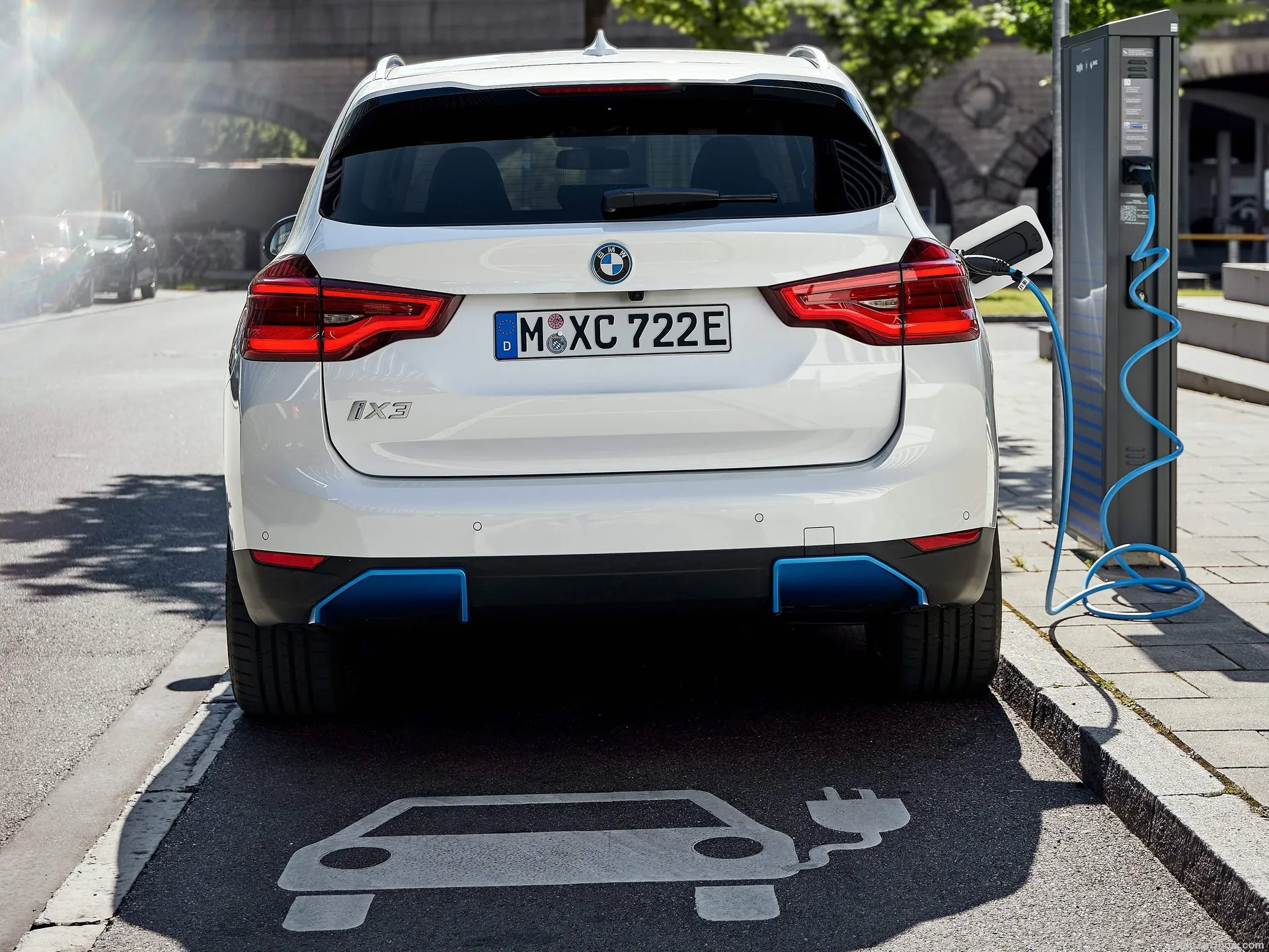 BMW iX3 (2021) – zezadu