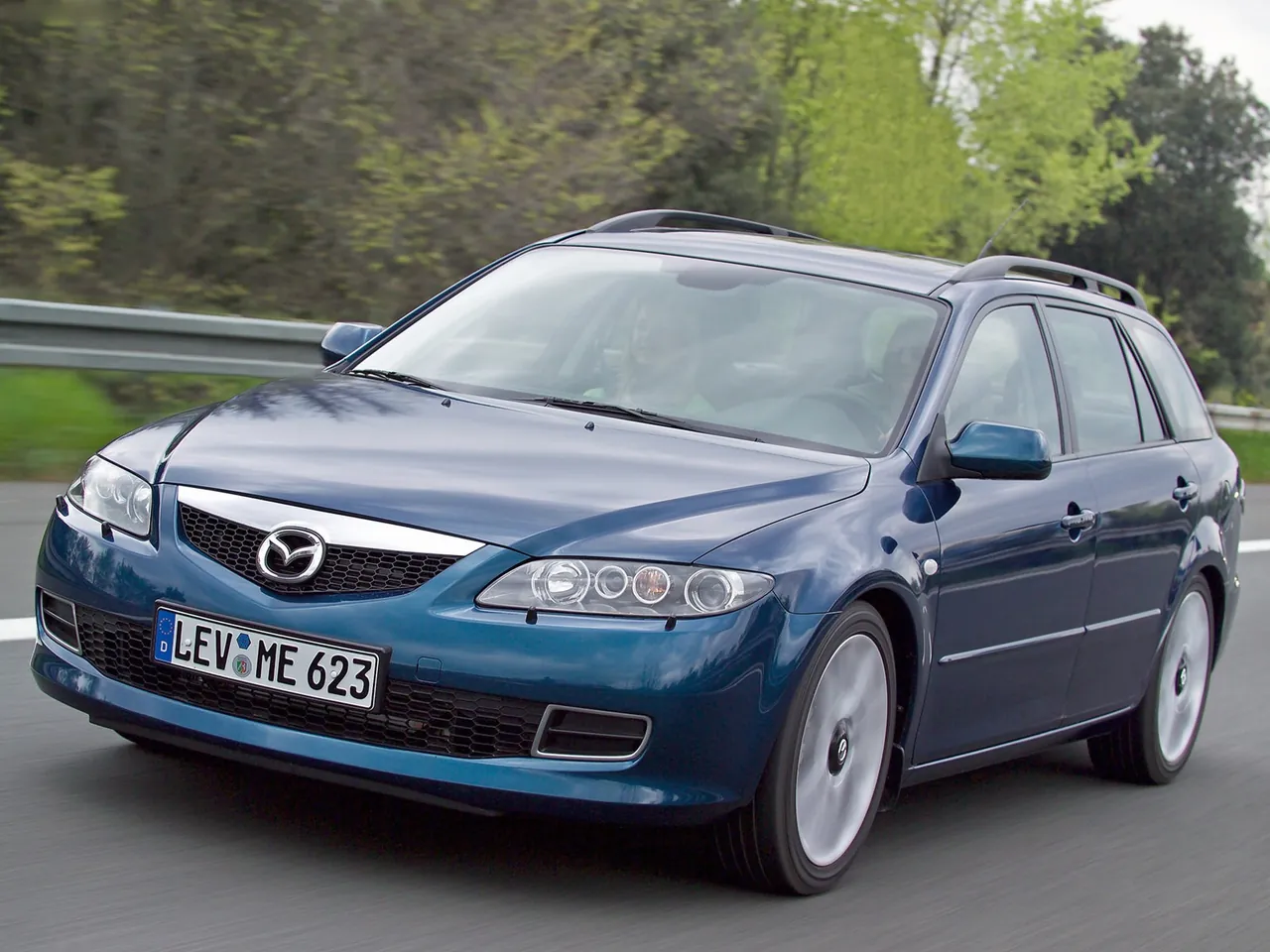 Mazda 6 Wagon Facelift (2005)