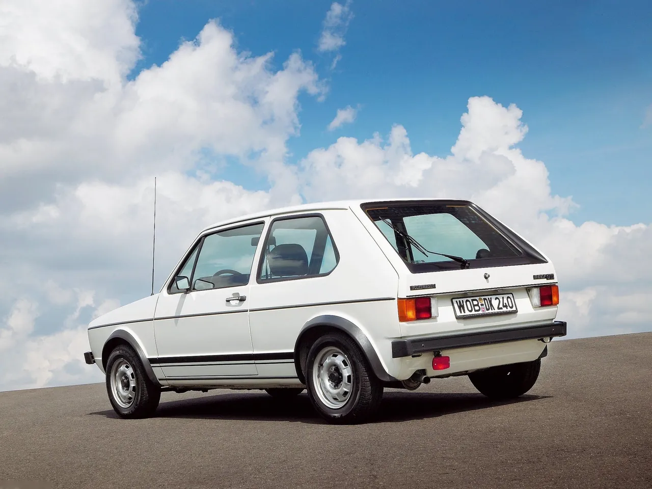 Volkswagen Golf I GTI (1976) - Rear Three-Quarter