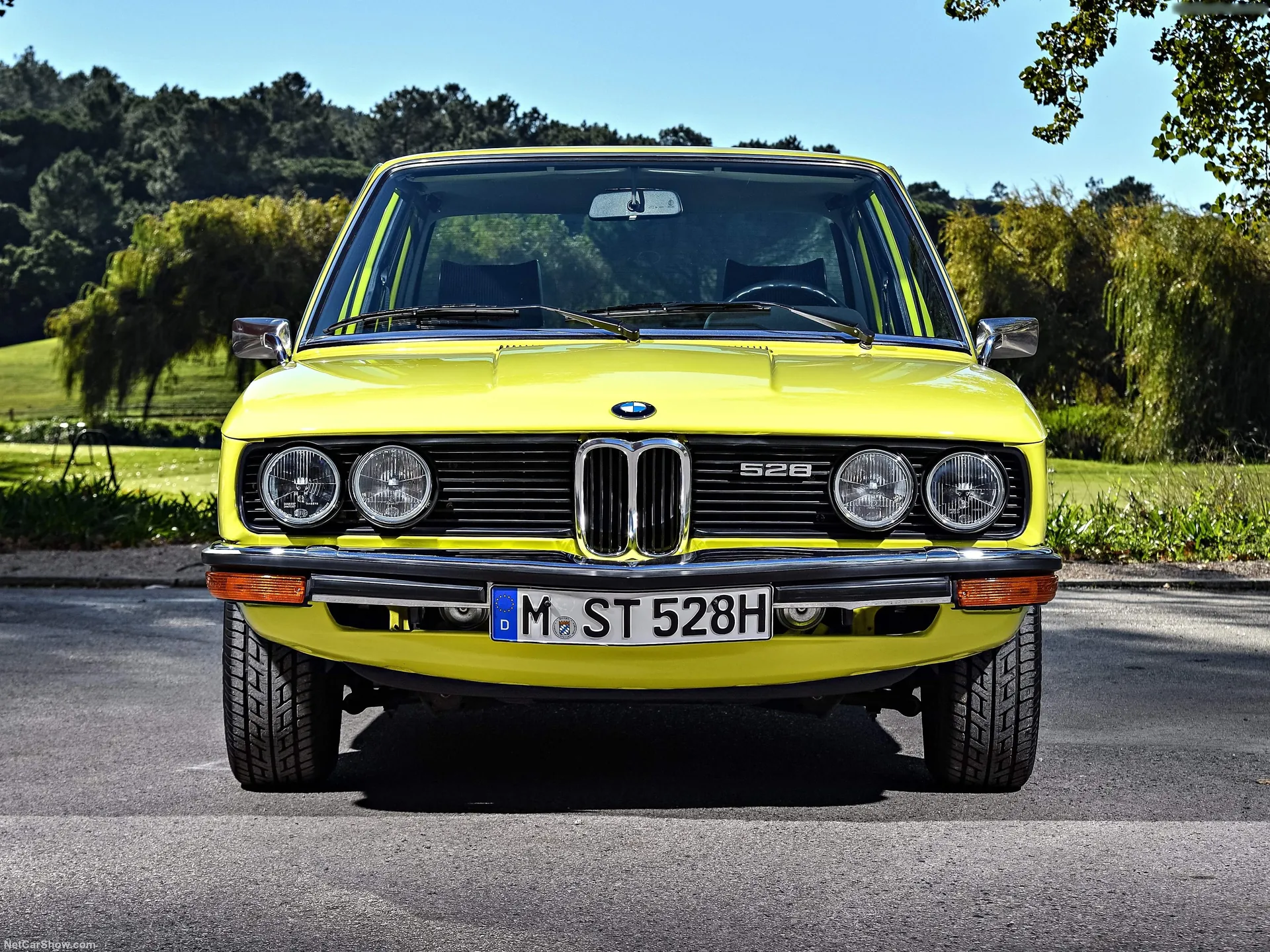 BMW 5-Series (1975) – zepředu