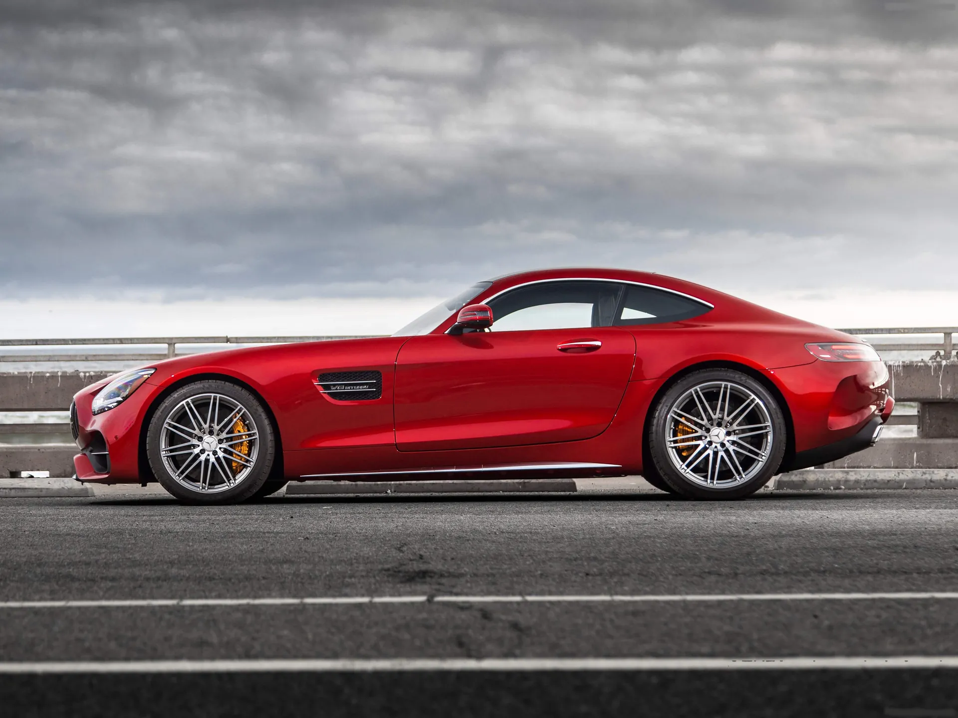 Mercedes-Benz AMG GT C (2020) - Side Profile
