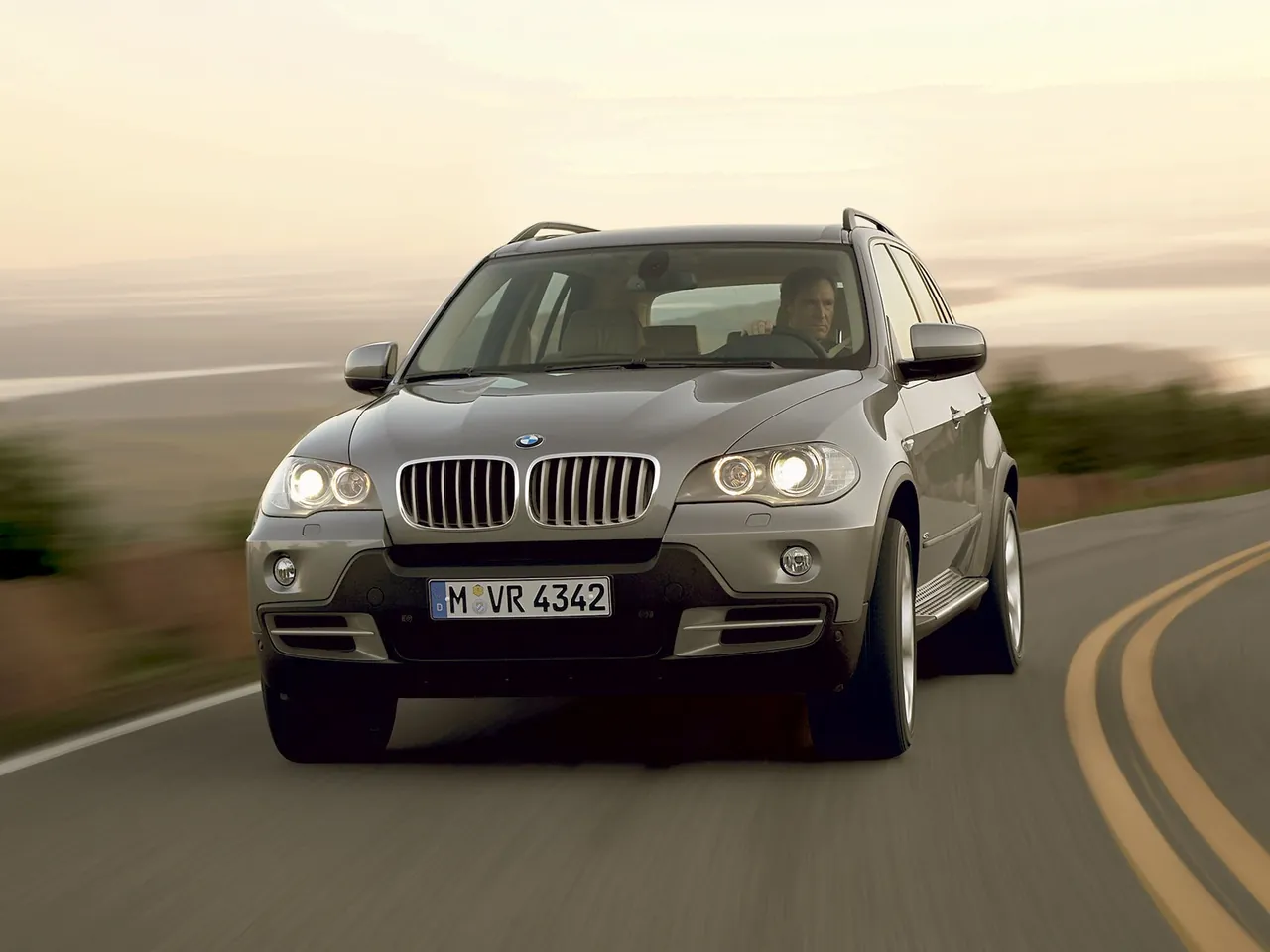 BMW X5 4.8i (2007)