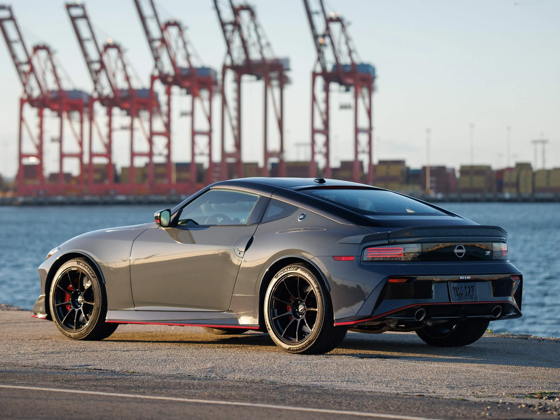 Nissan Z Nismo (2027) – zadní tříčtvrteční pohled