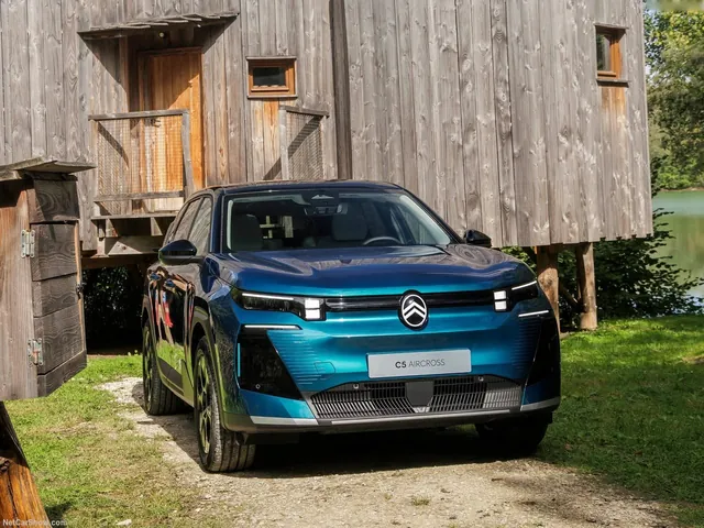 Citroen C5 Aircross Emeraude (2027)