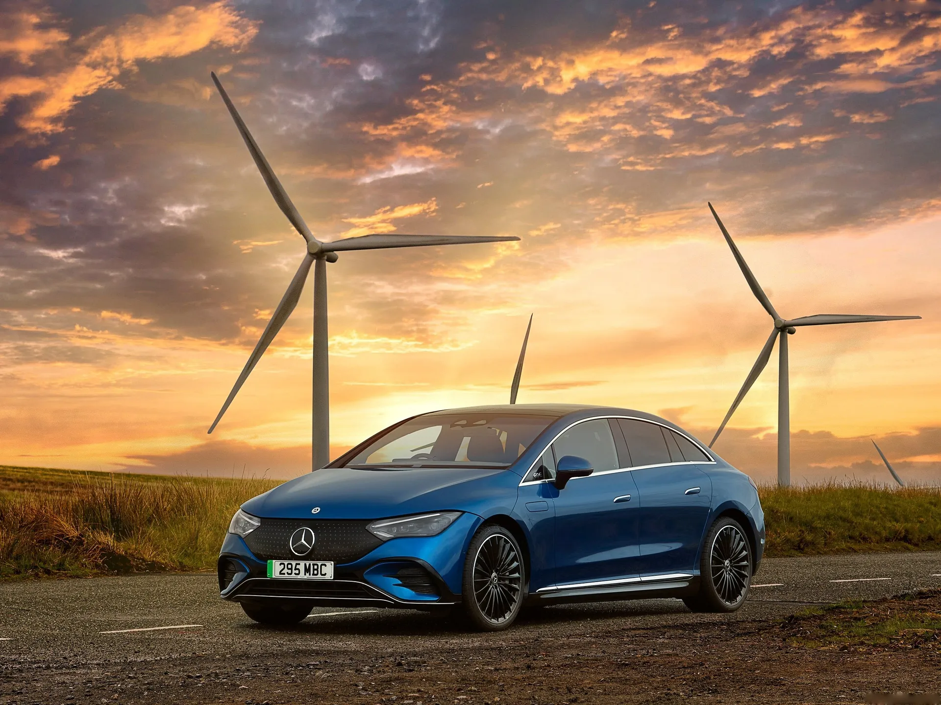 Mercedes-Benz EQE [UK] (2023)