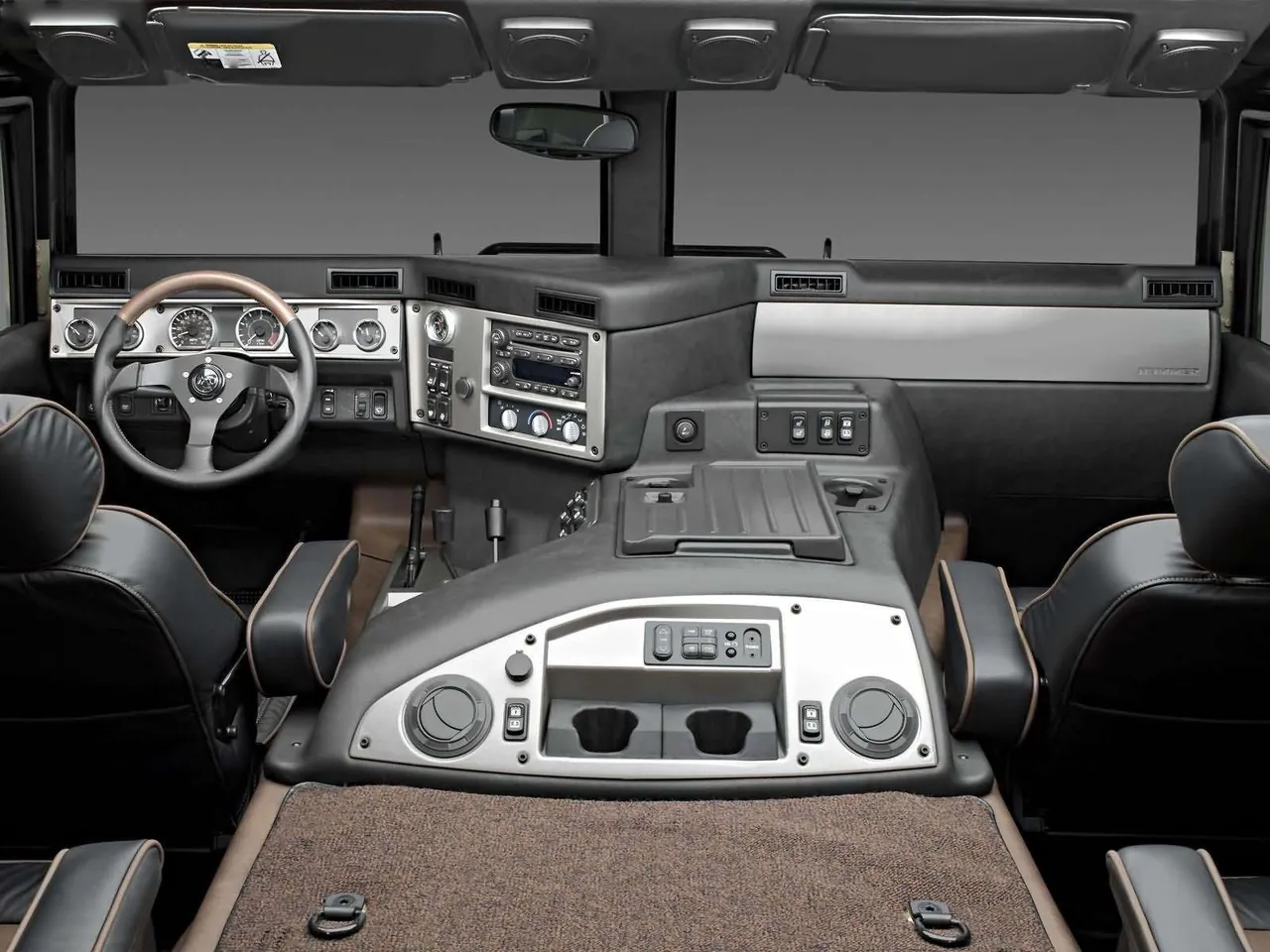 Hummer H1 (2004) – interiér
