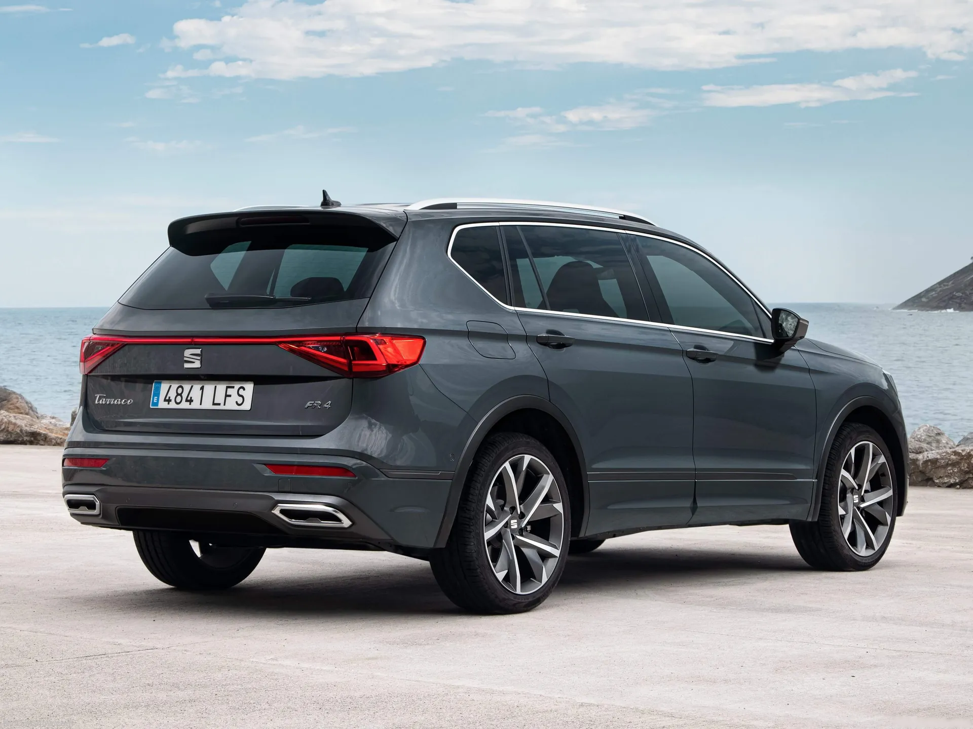 Seat Tarraco FR (2020) – zadní tříčtvrteční pohled