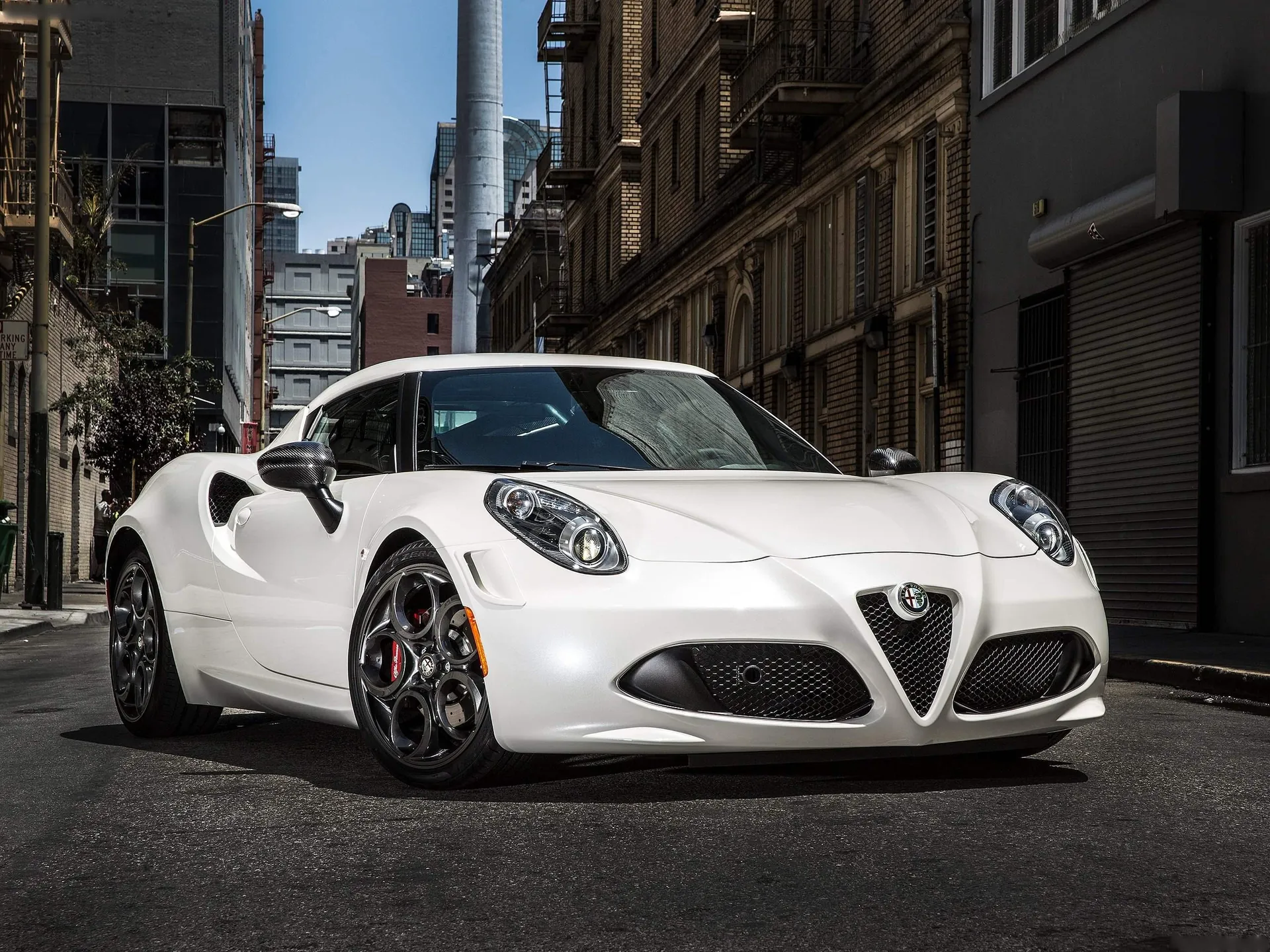 Alfa Romeo 4C Coupe [US] (2015)