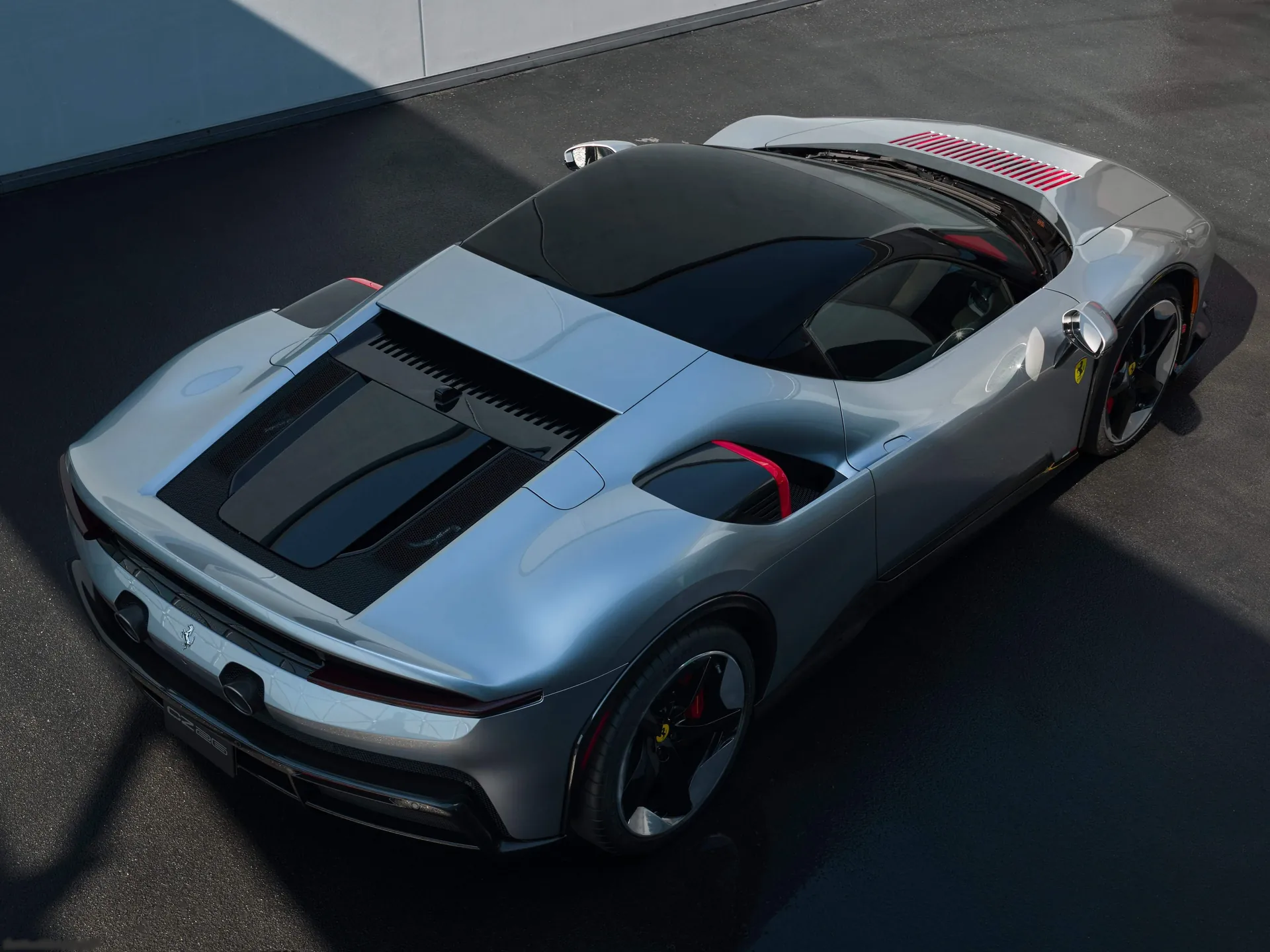 Ferrari CZ26 (2026) – zadní tříčtvrteční pohled