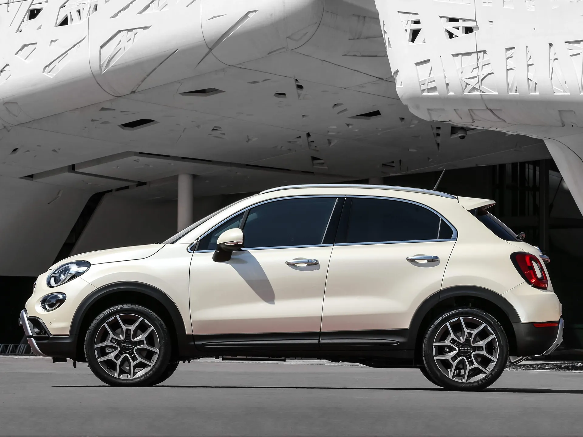 Fiat 500X (2019) – boční profil