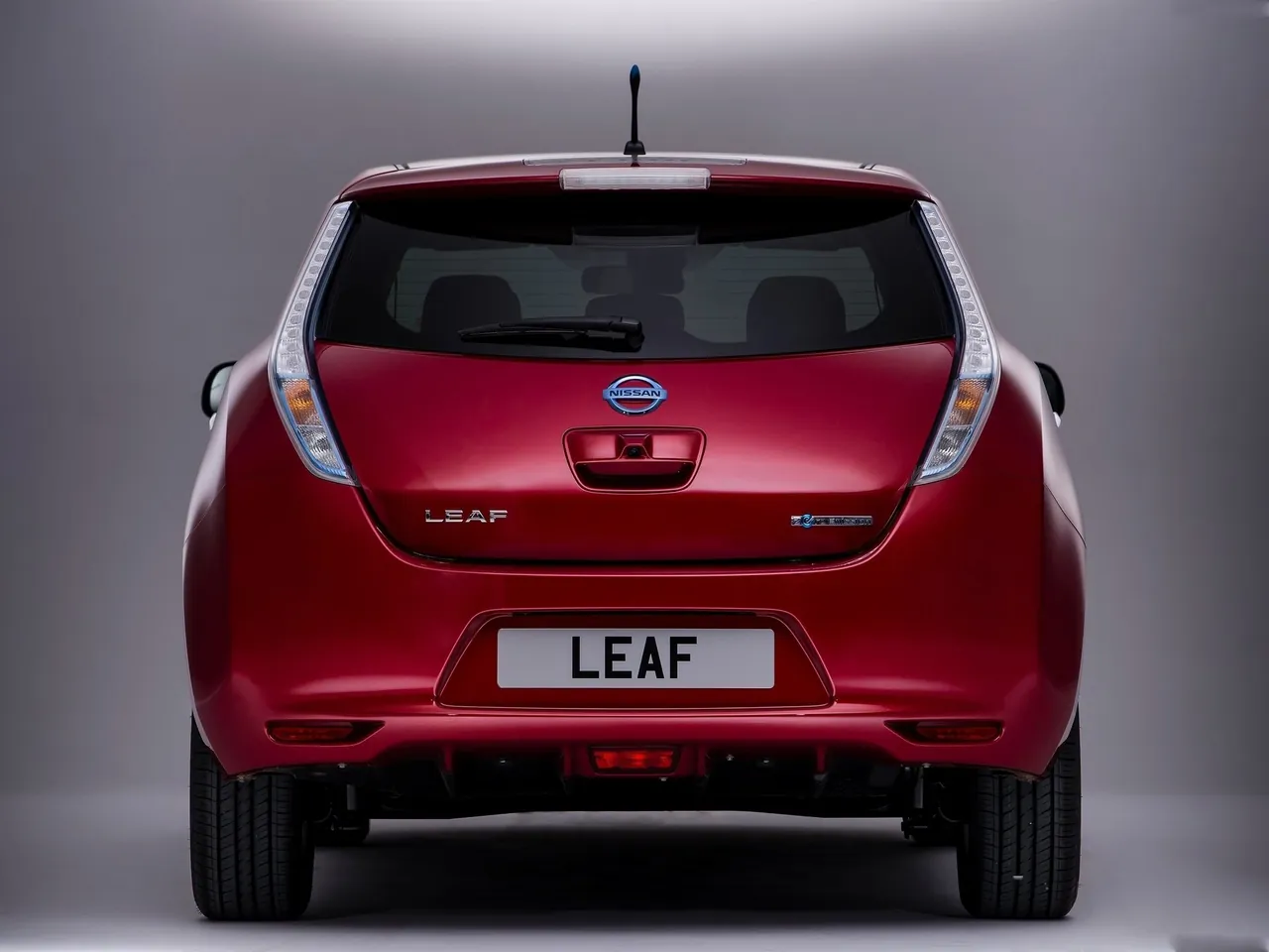 Nissan Leaf (2014) - Rear