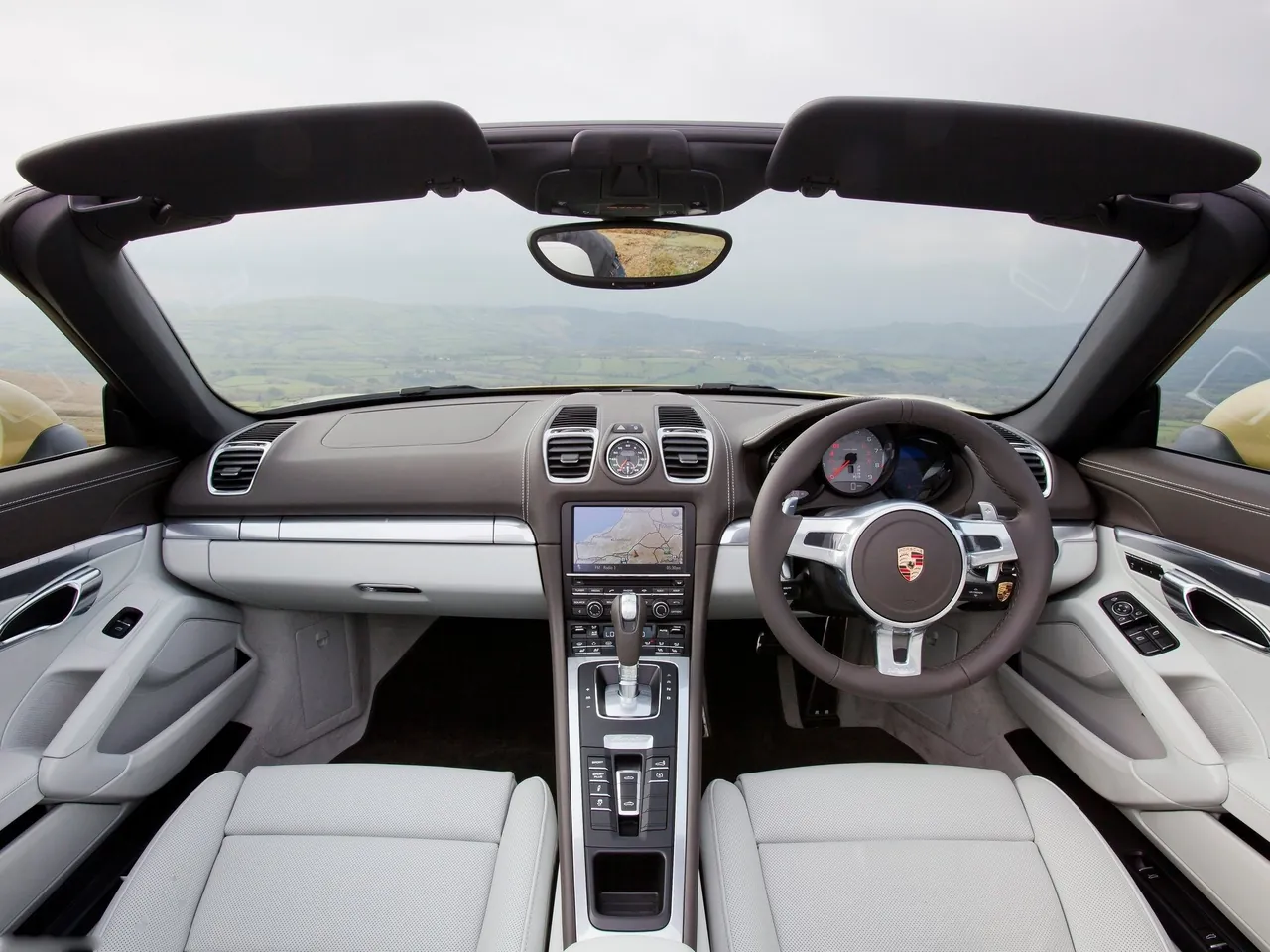 Porsche Boxster S (2013) - Interior