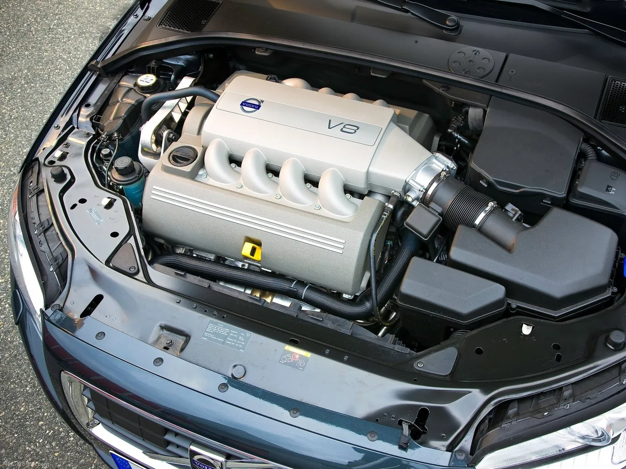 Volvo S80 (2006) – motorový prostor