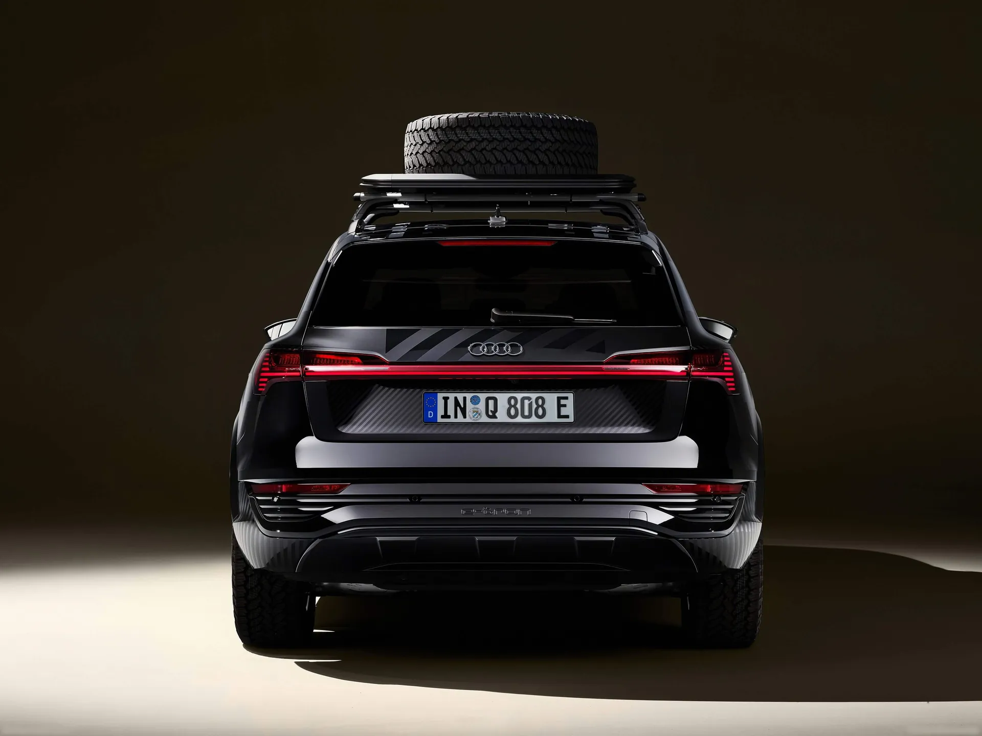 Audi Q8 e-tron Dakar Edition (2024) – zezadu