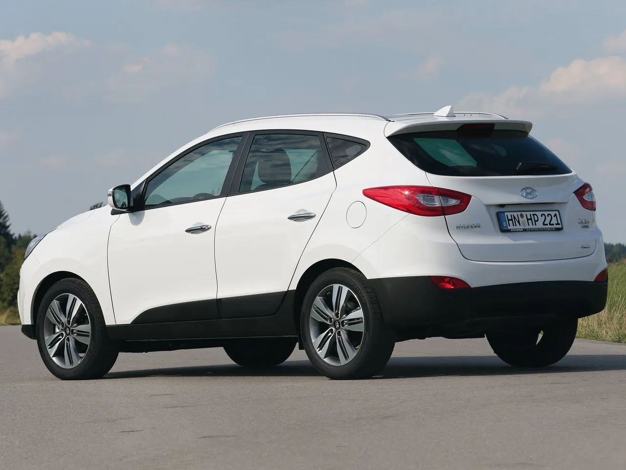 Hyundai ix35 (2014) – zadní tříčtvrteční pohled
