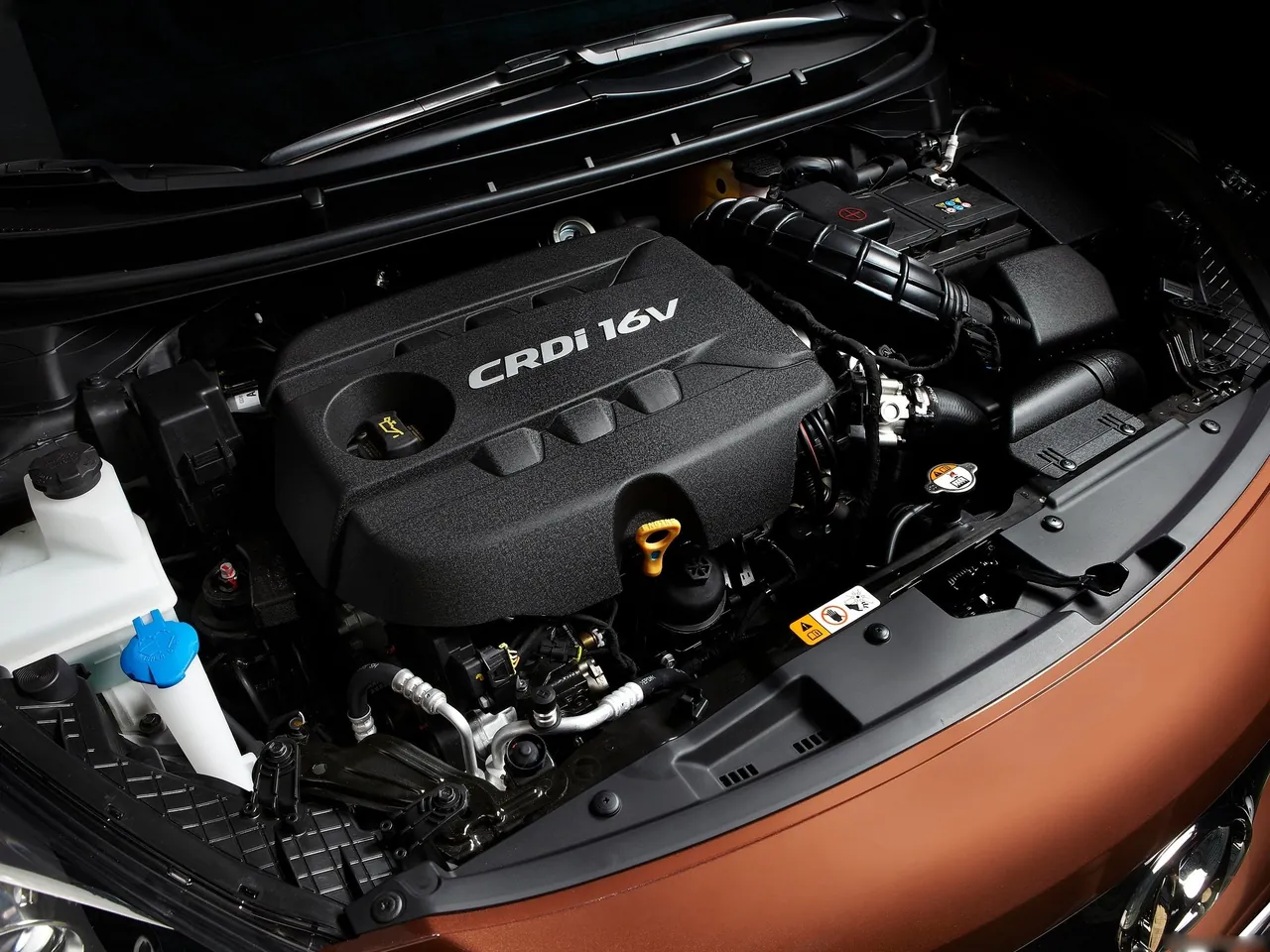 Hyundai i30 (2013) – motorový prostor