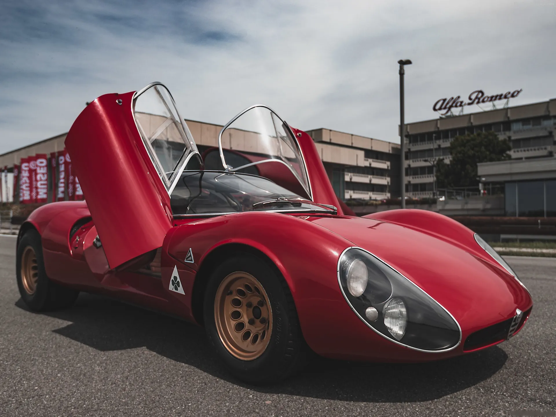 Alfa Romeo 33 Stradale (1967)