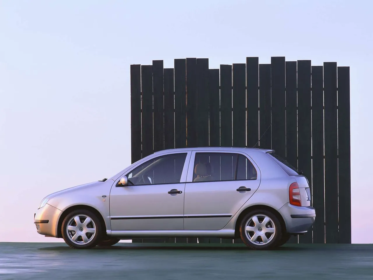 Skoda Fabia (2000) – boční profil