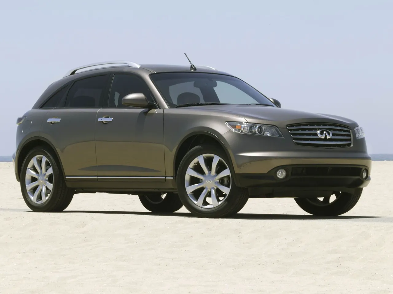 Infiniti FX45 (2005)