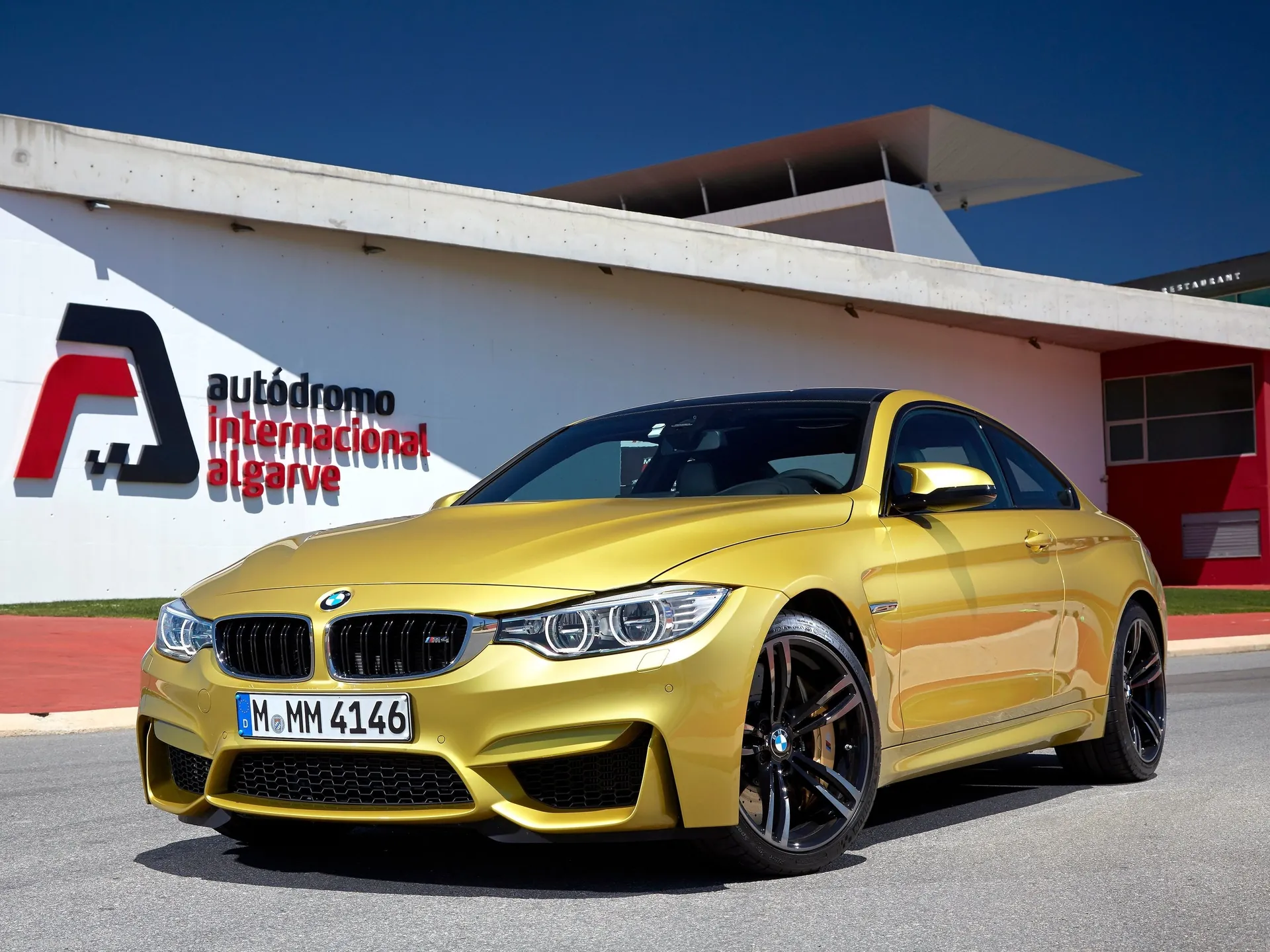BMW M4 Coupe (2015)
