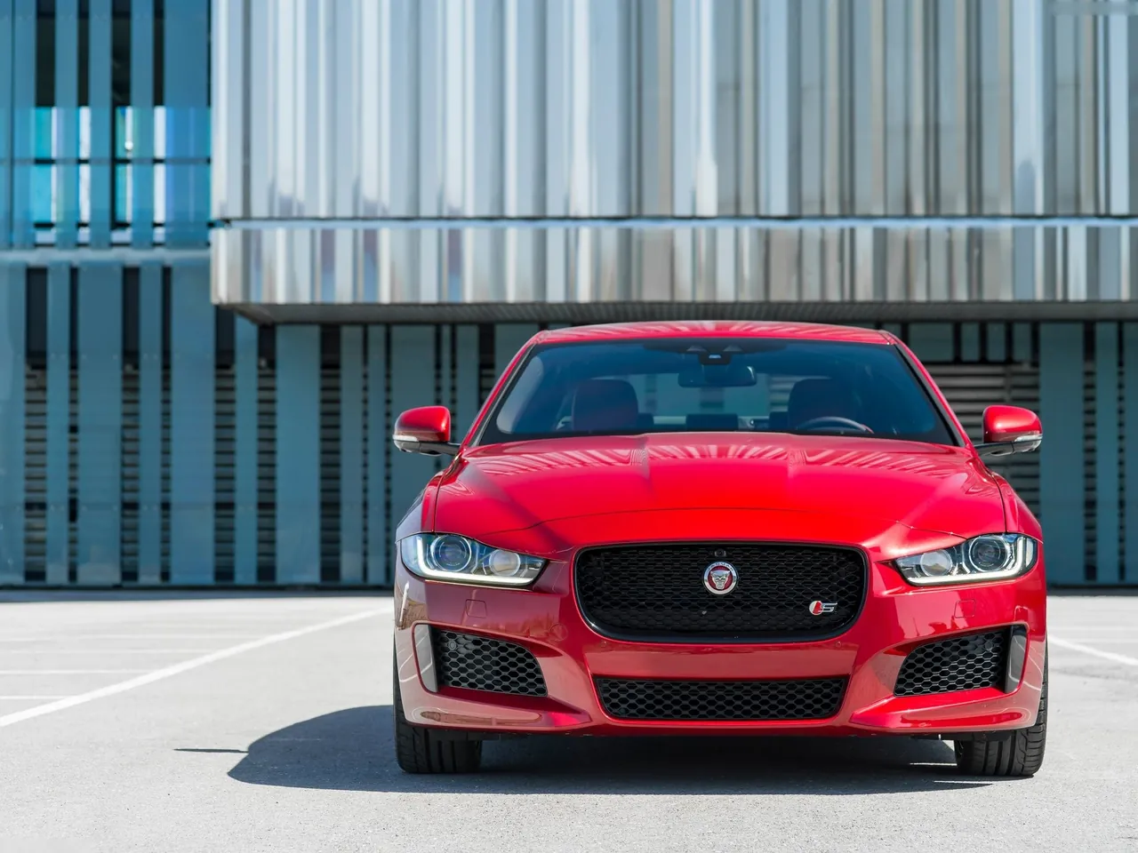 Jaguar XE S (2016) – zepředu