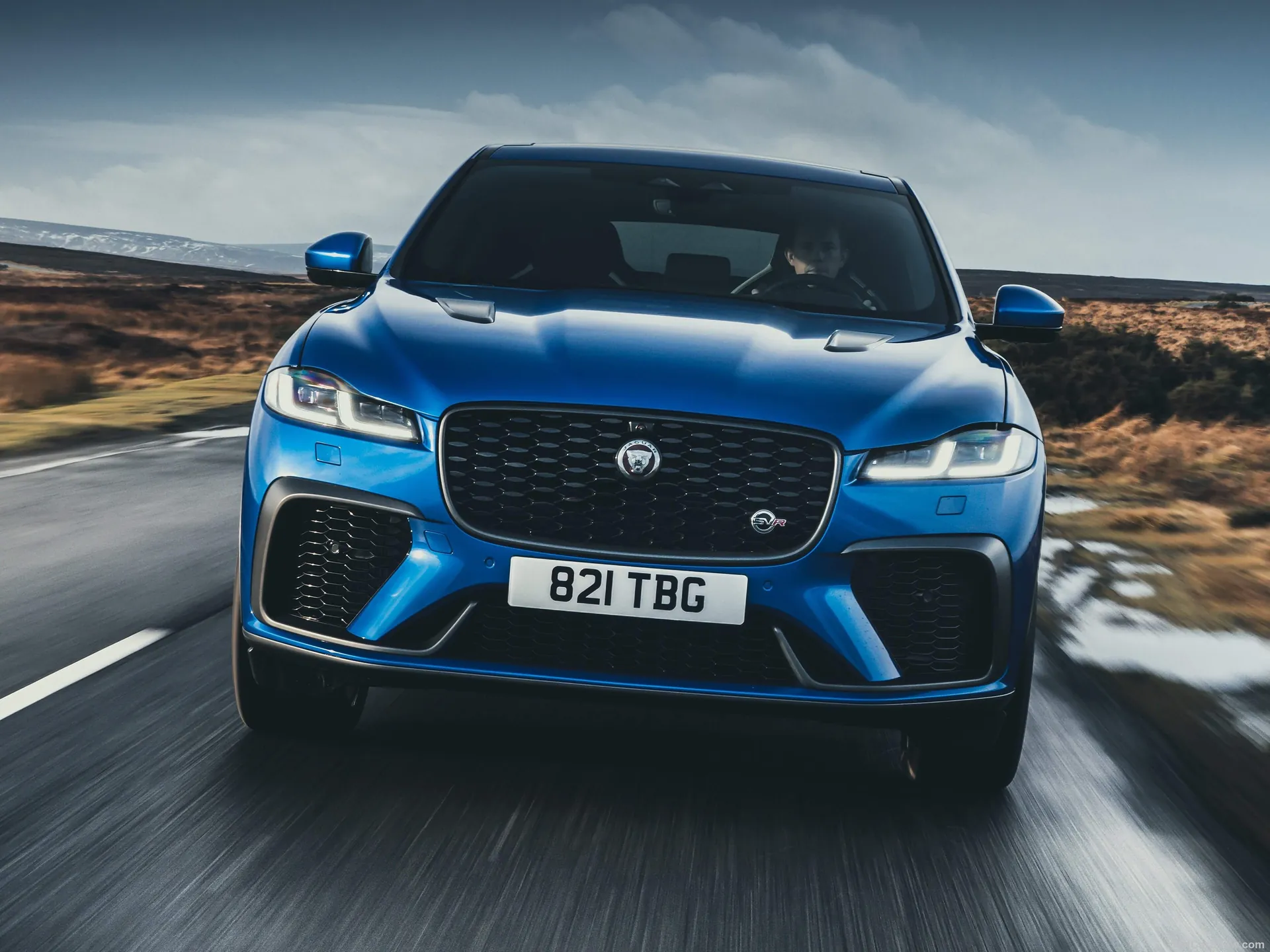 Jaguar F-Pace SVR (2021) – zepředu