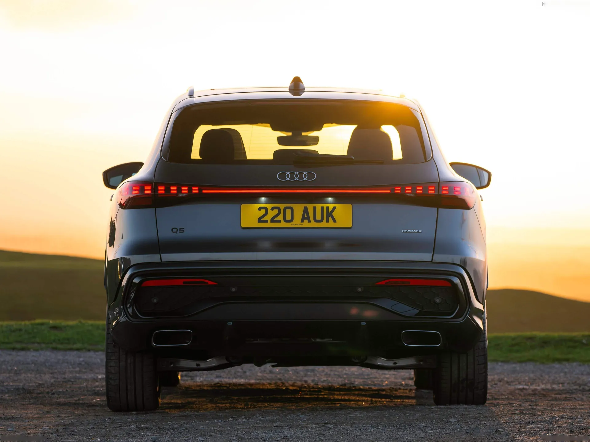 Audi Q5 e-hybrid [UK] (2026) – zezadu