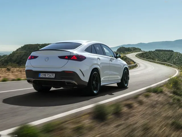 Mercedes-Benz GLE Coupe (2027)