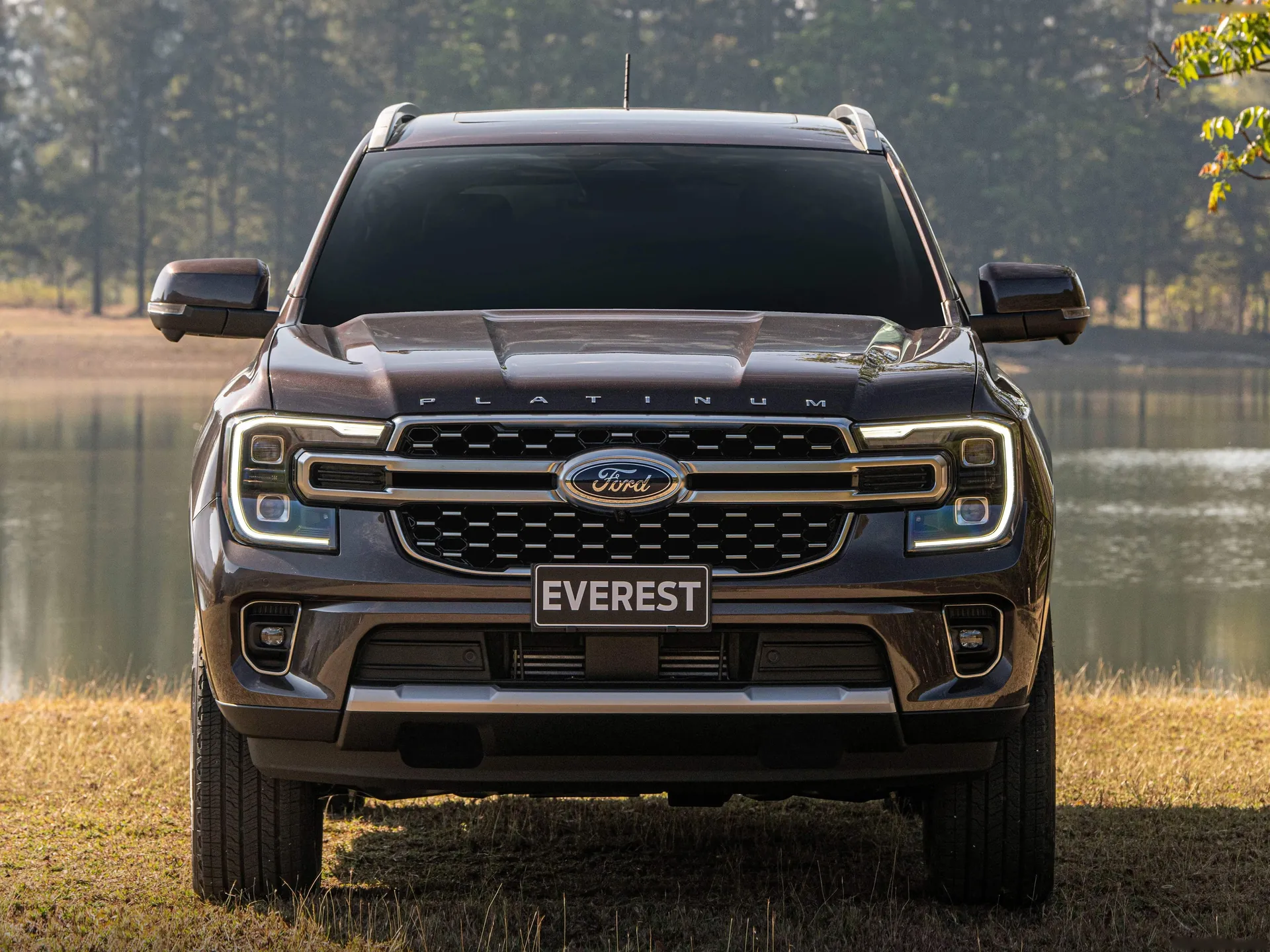 Ford Everest (2023) – zepředu