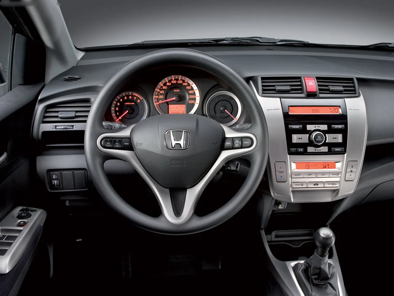 Honda City (2009) – interiér