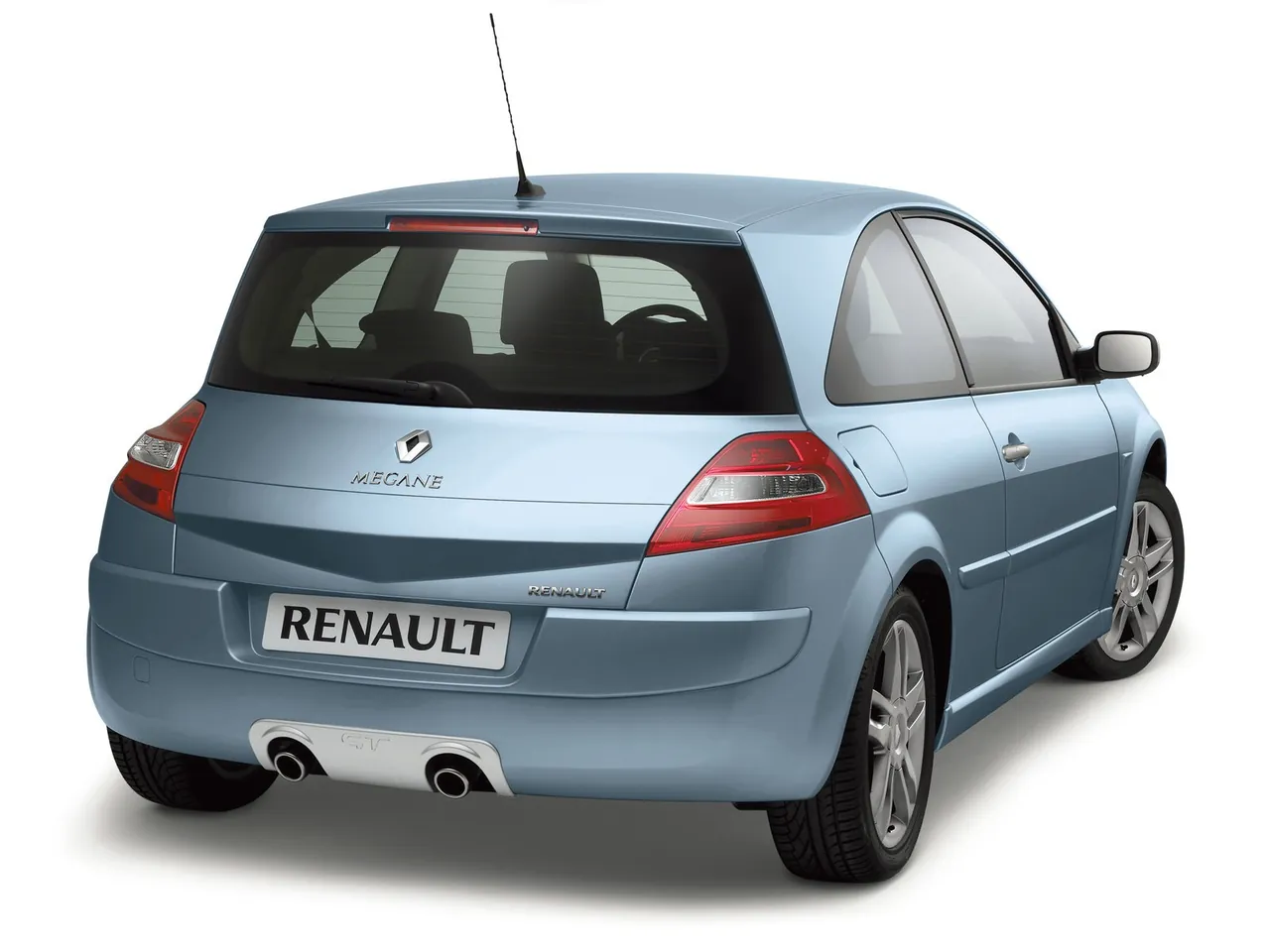 Renault Megane GT (2007) – zadní tříčtvrteční pohled