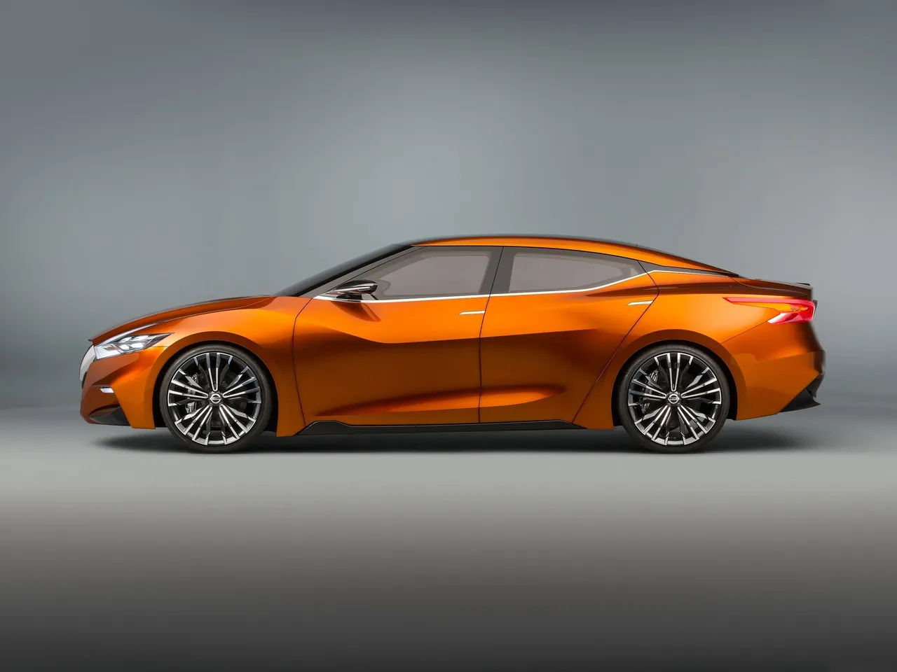 Nissan Sport Sedan Concept (2014) – boční profil