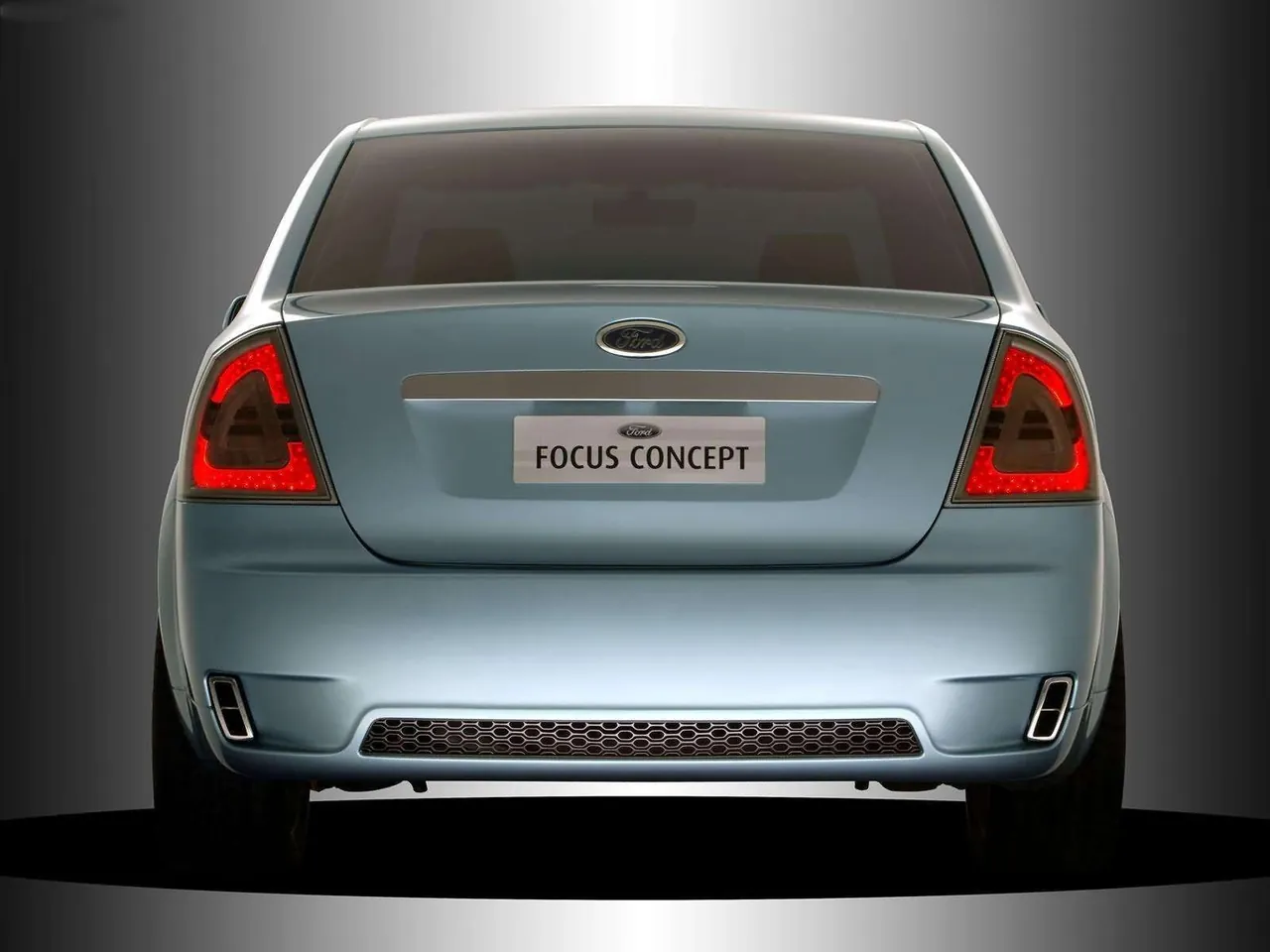 Ford Focus 4door Concept (2004) – zezadu