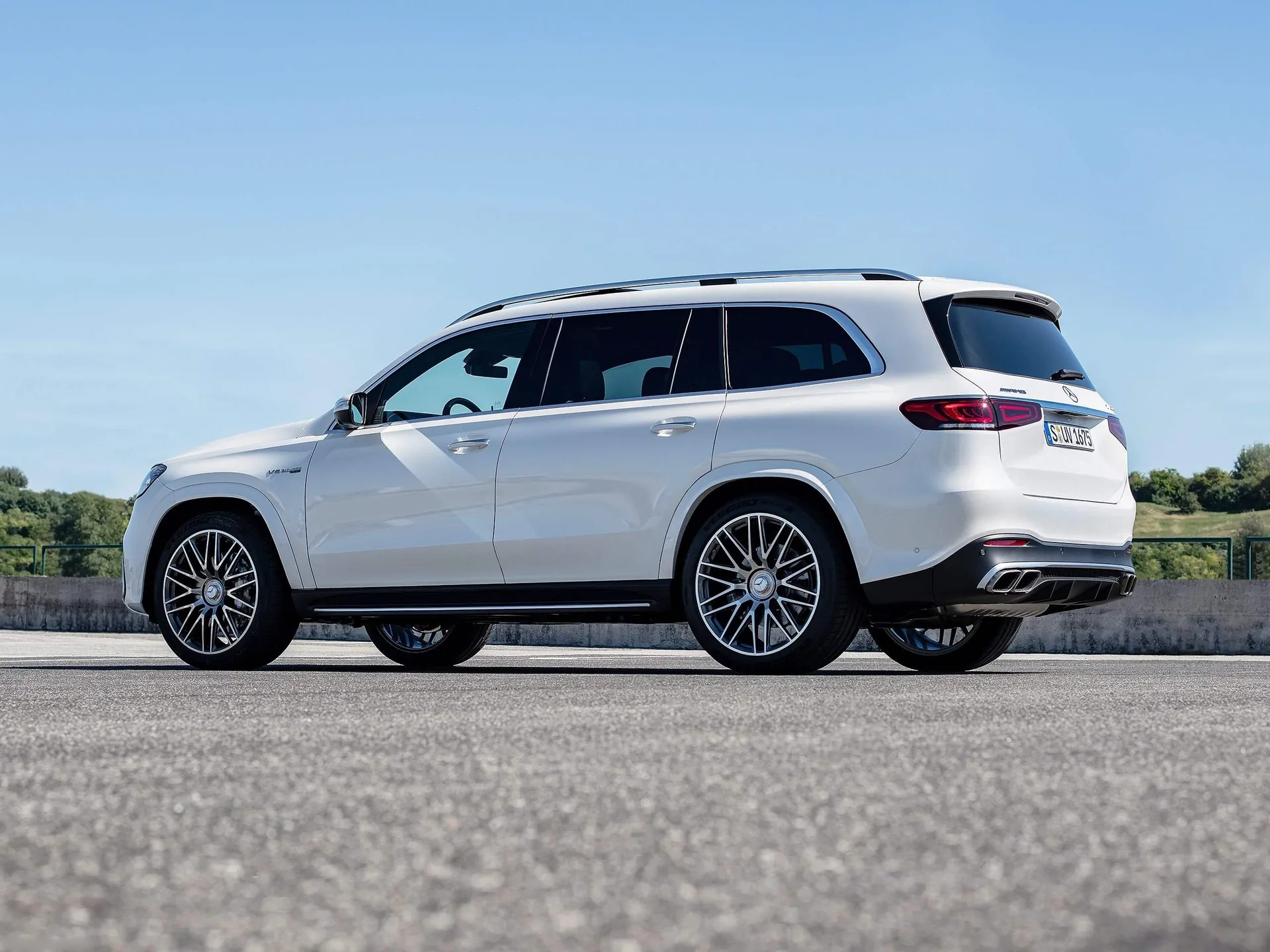 Mercedes-Benz GLS63 AMG (2021) - Rear Three-Quarter