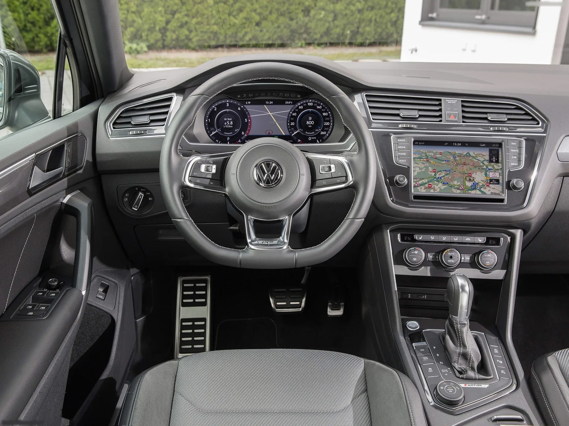 Volkswagen Tiguan (2017) – interiér