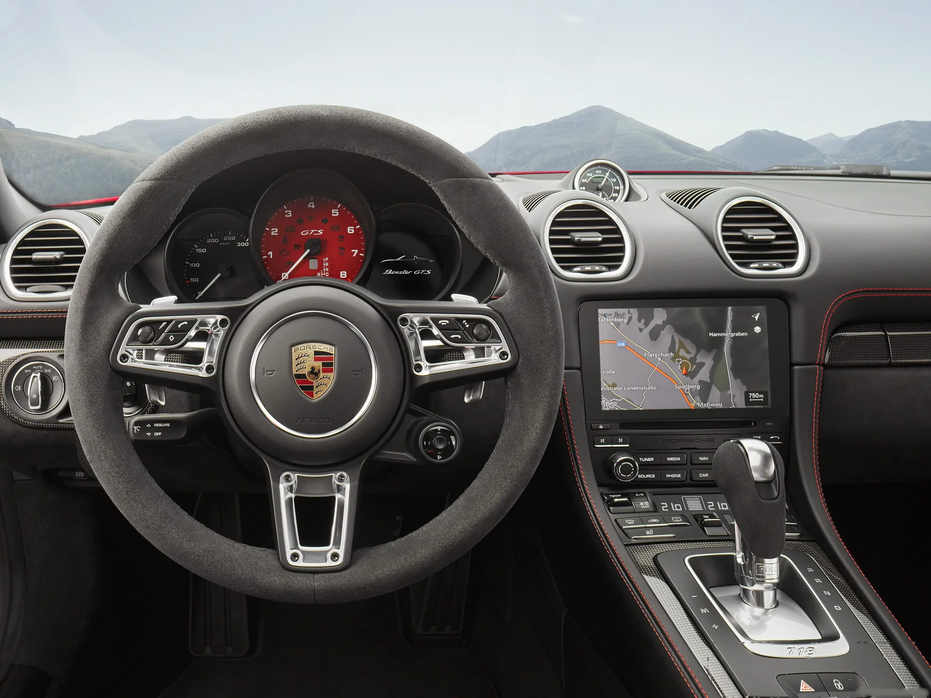 Porsche 718 Boxster GTS (2018) – interiér