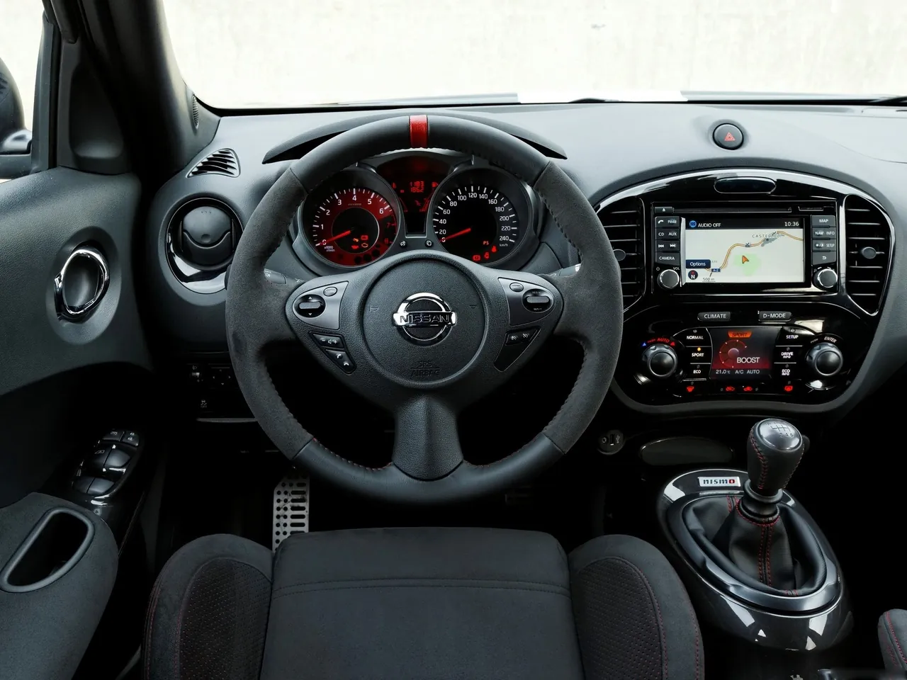 Nissan Juke Nismo (2013) – interiér