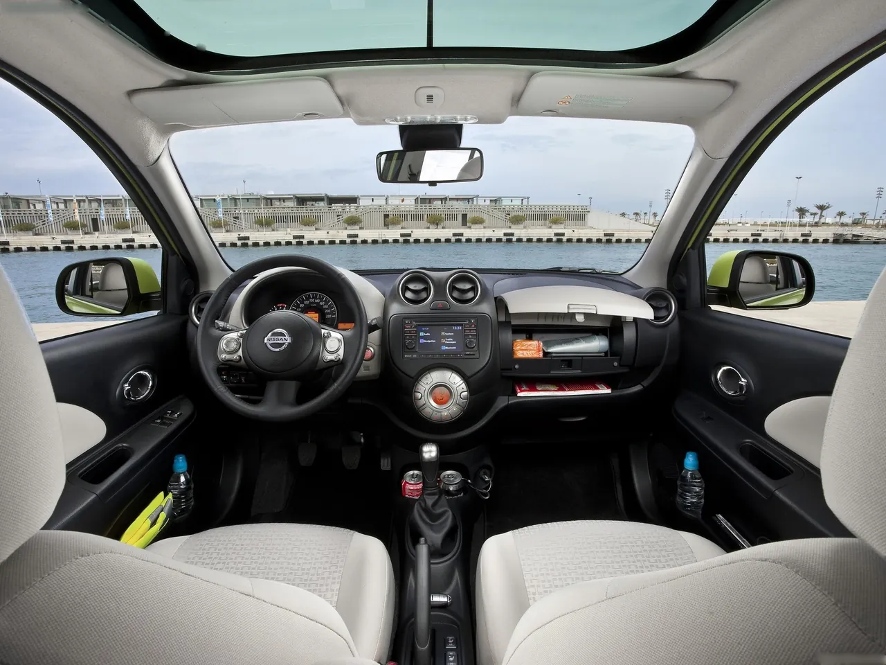 Nissan Micra (2011) – interiér