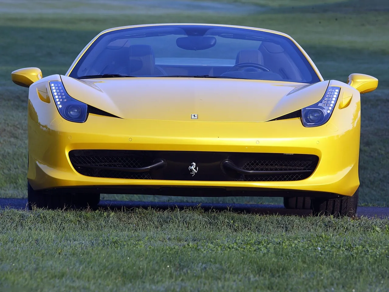 Ferrari 458 Spider (2013) – zepředu
