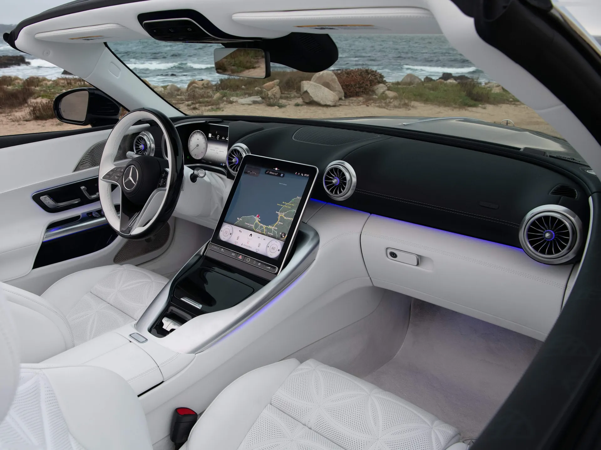 Mercedes-Benz SL Monogram Maybach (2025) – interiér