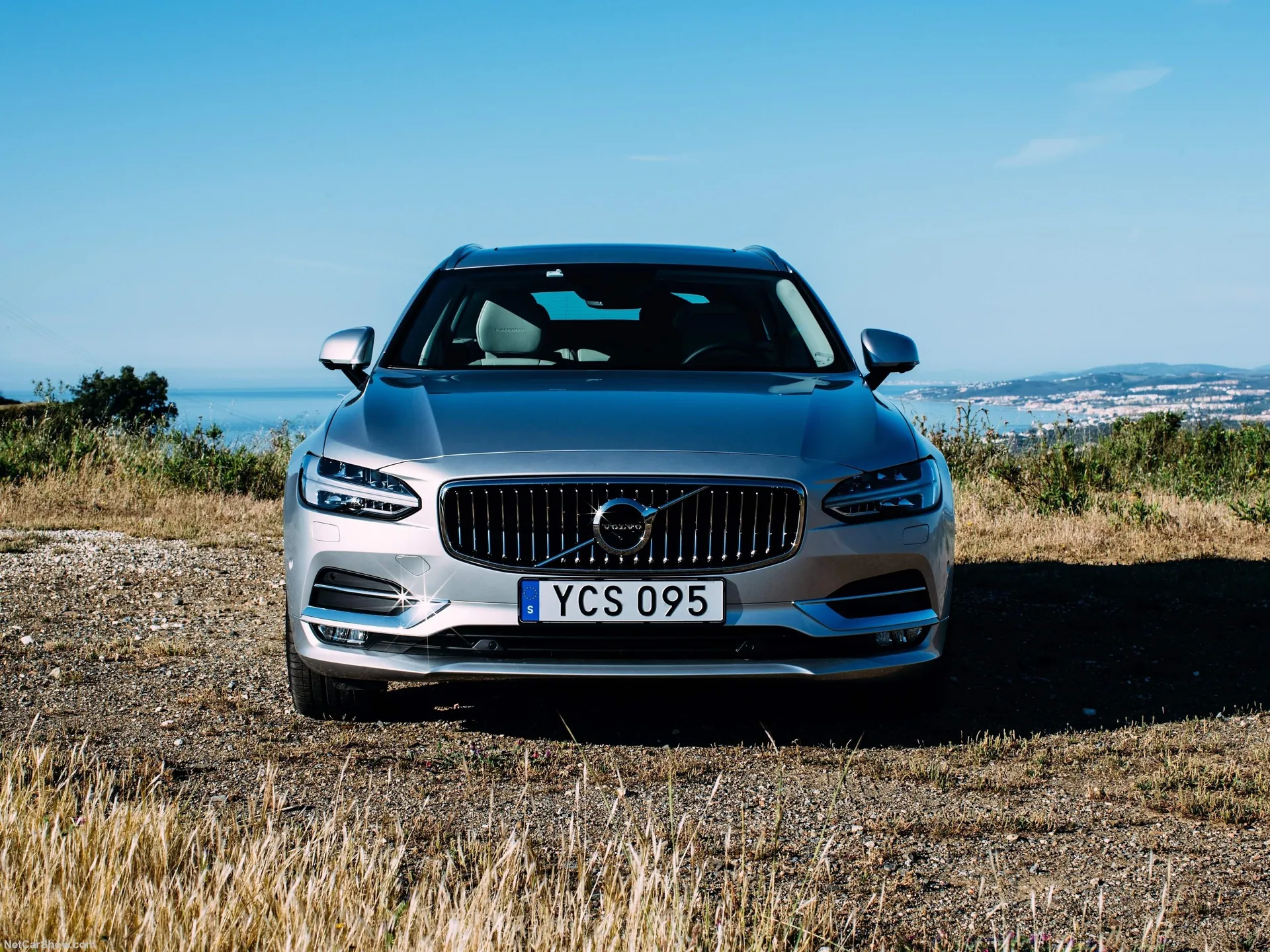 Volvo V90 Estate (2017) – zepředu