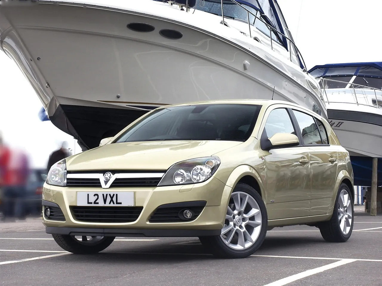 Vauxhall Astra 5-door (2005)