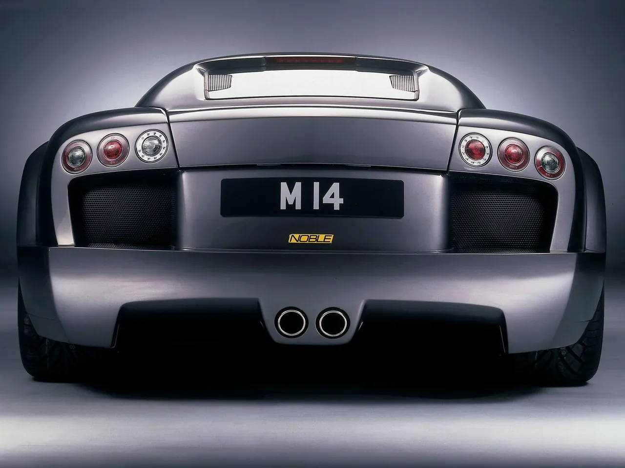 Noble M14 (2004) – zezadu