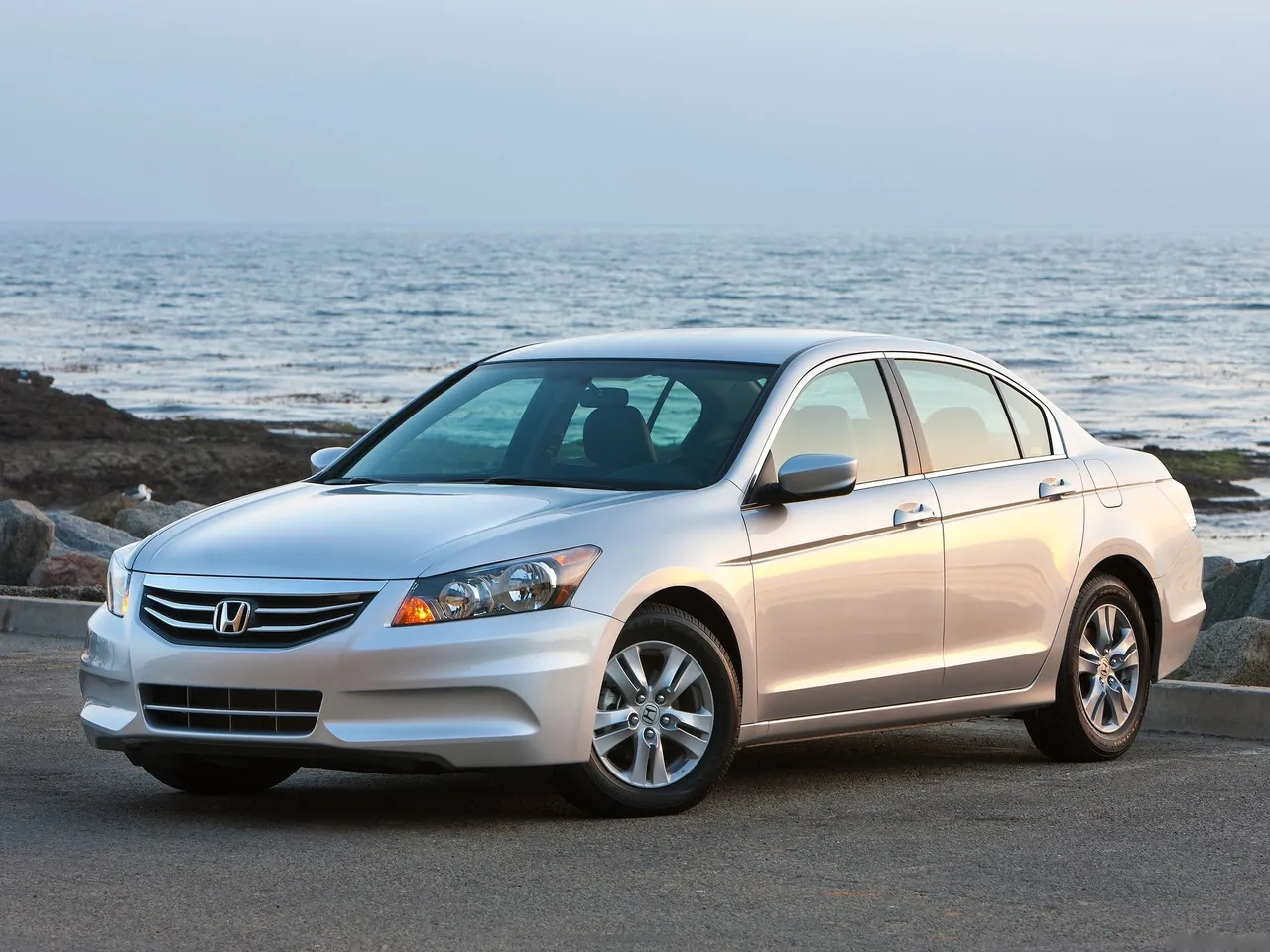 Honda Accord (2011)