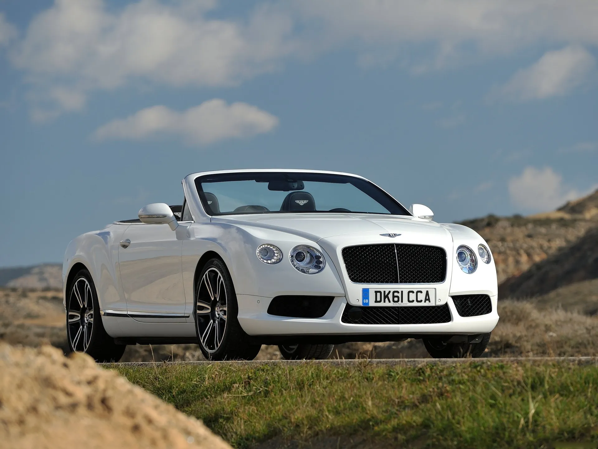 Bentley Continental GTC V8 (2013)