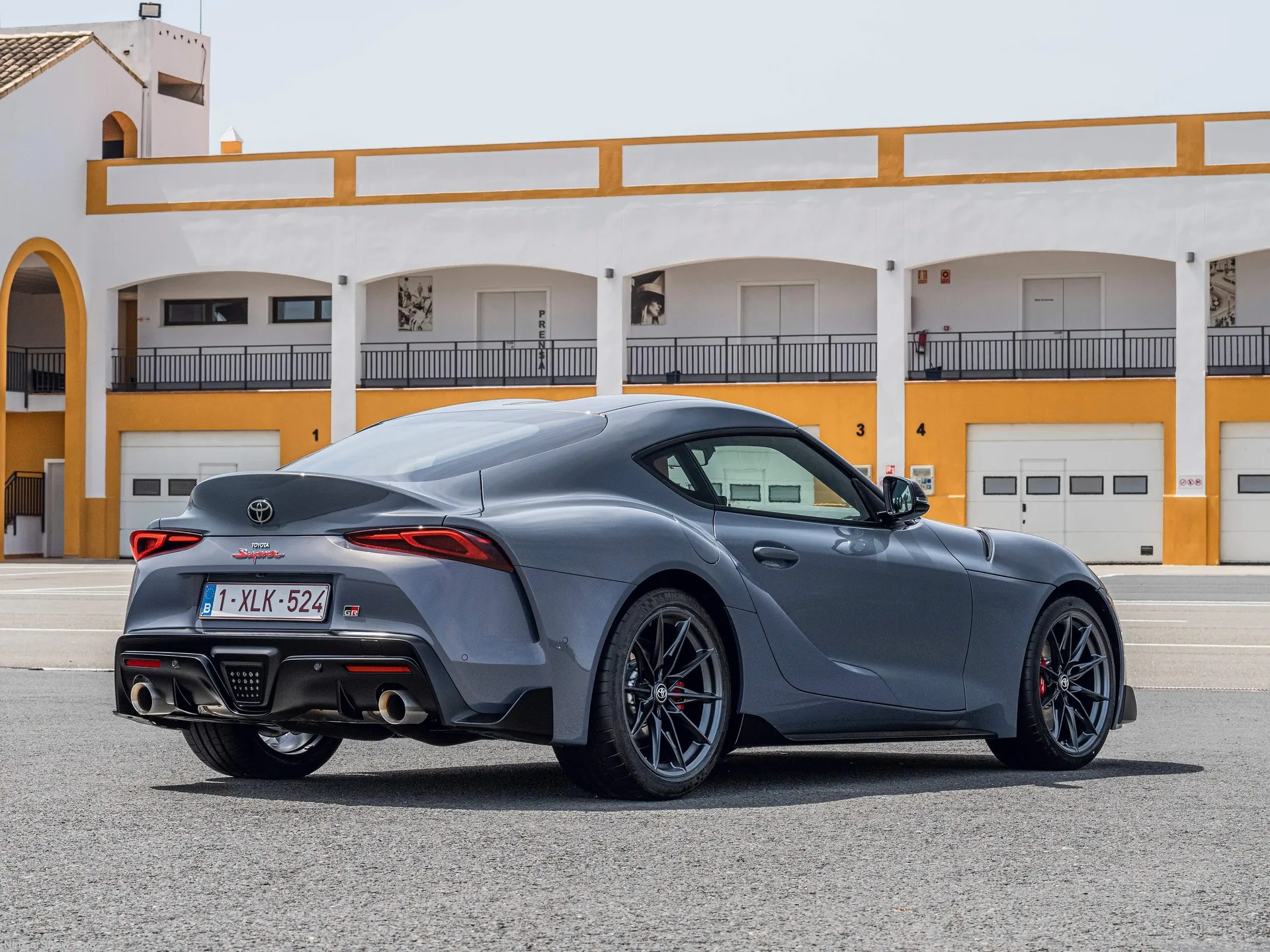 Toyota GR Supra iMT (2022) - Rear Three-Quarter