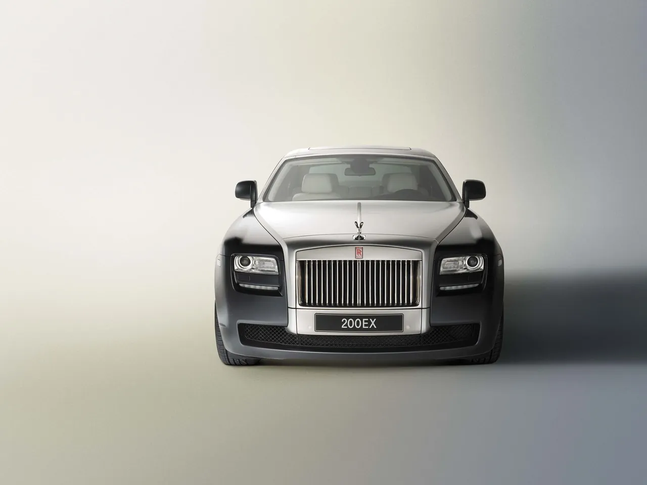 Rolls-Royce 200EX Concept (2009) – zepředu