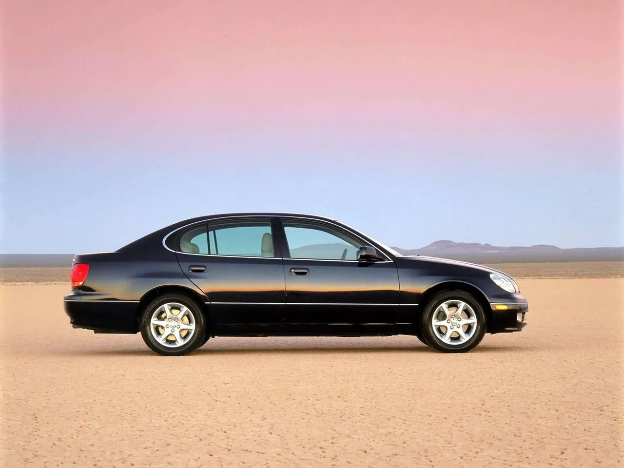 Lexus GS300 (2004) – boční profil