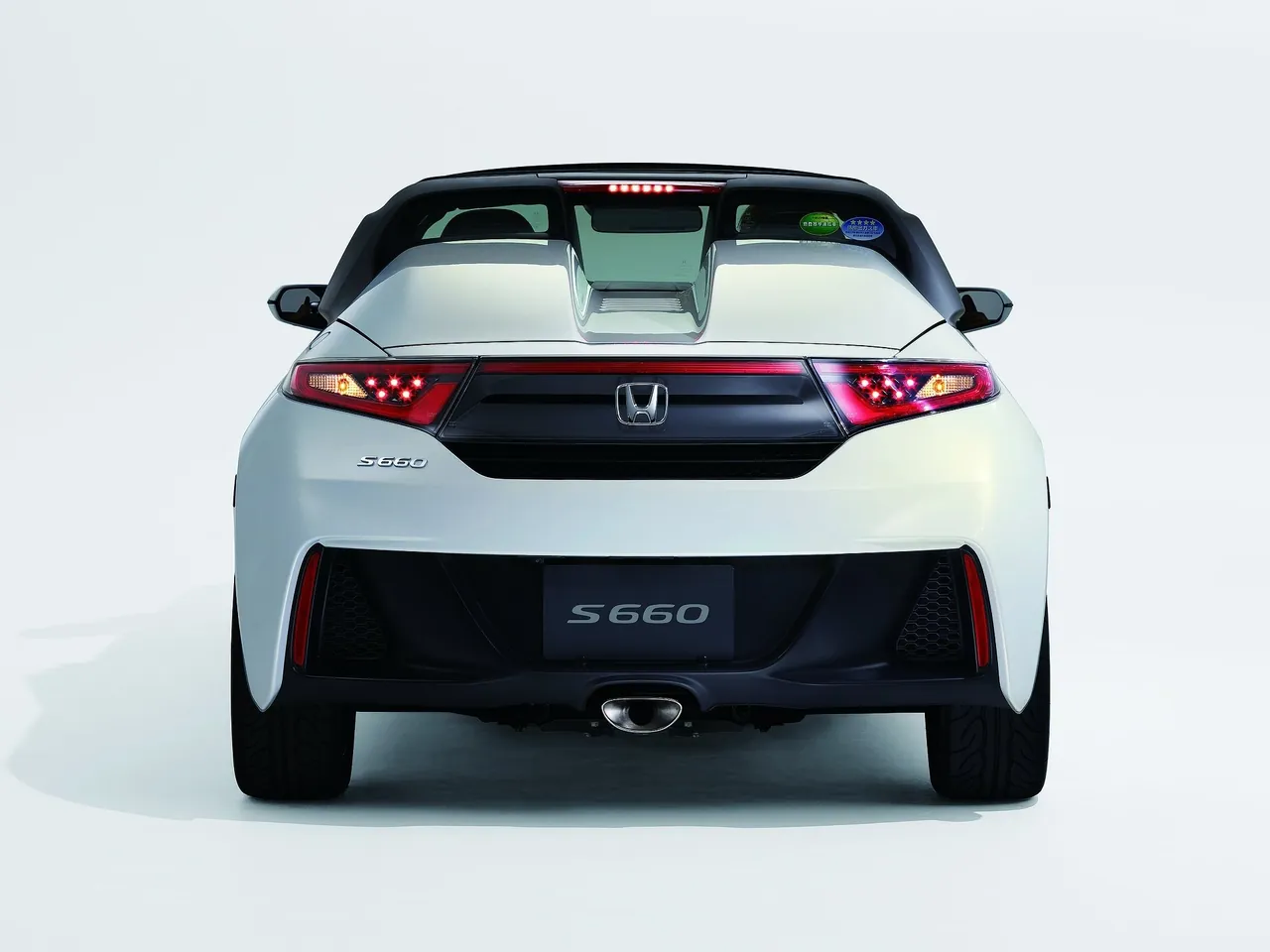 Honda S660 (2015) – zezadu