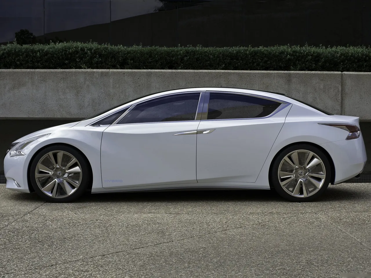 Nissan Ellure Concept (2010) – boční profil